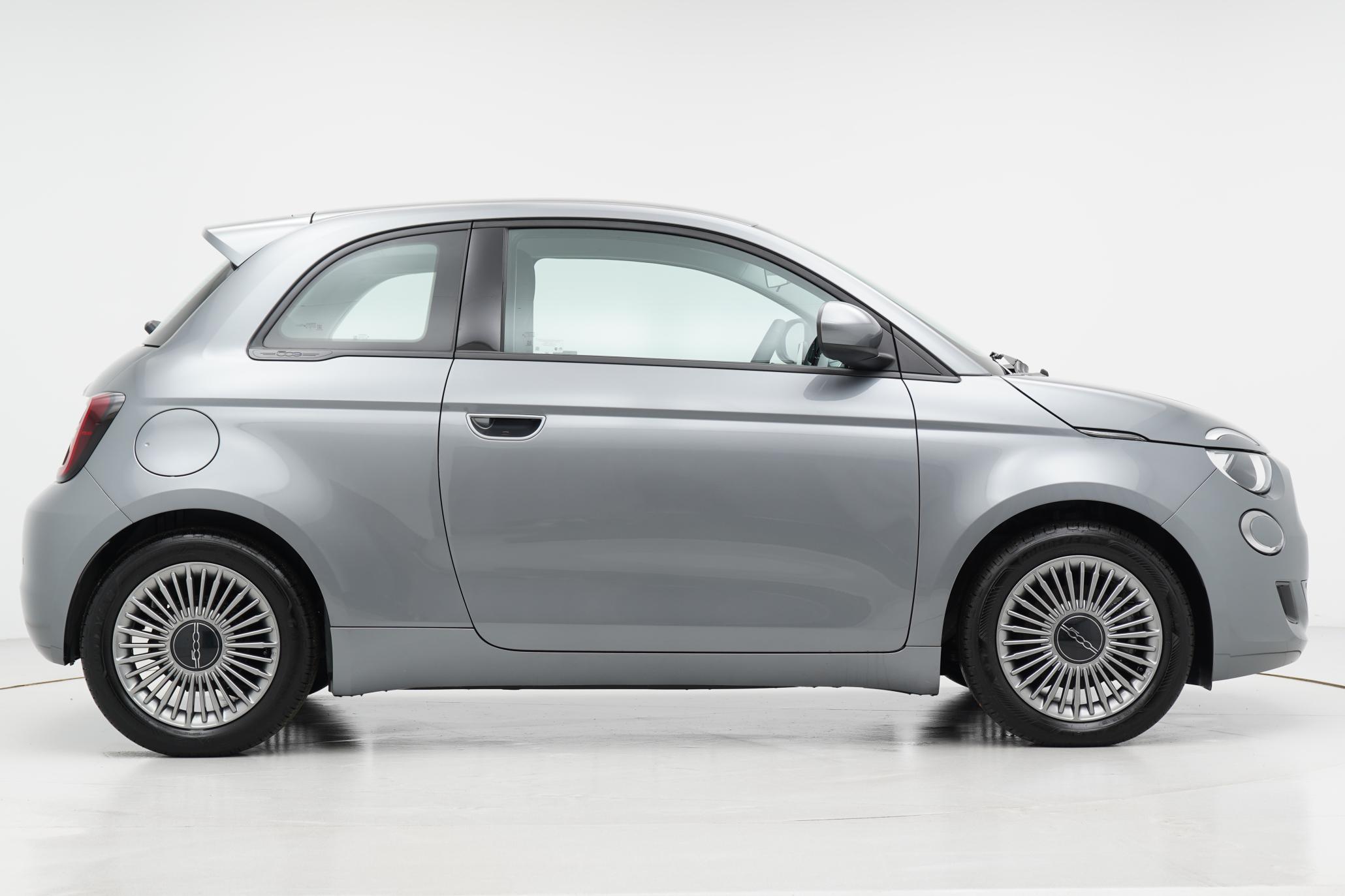 Fiat 500e 42kWh Icon Hatchback 3dr Electric Auto (118 ps)