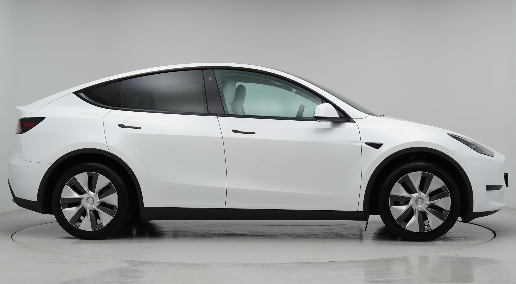 Tesla Model Y SUV 5dr Electric Auto RWD (346 ps)