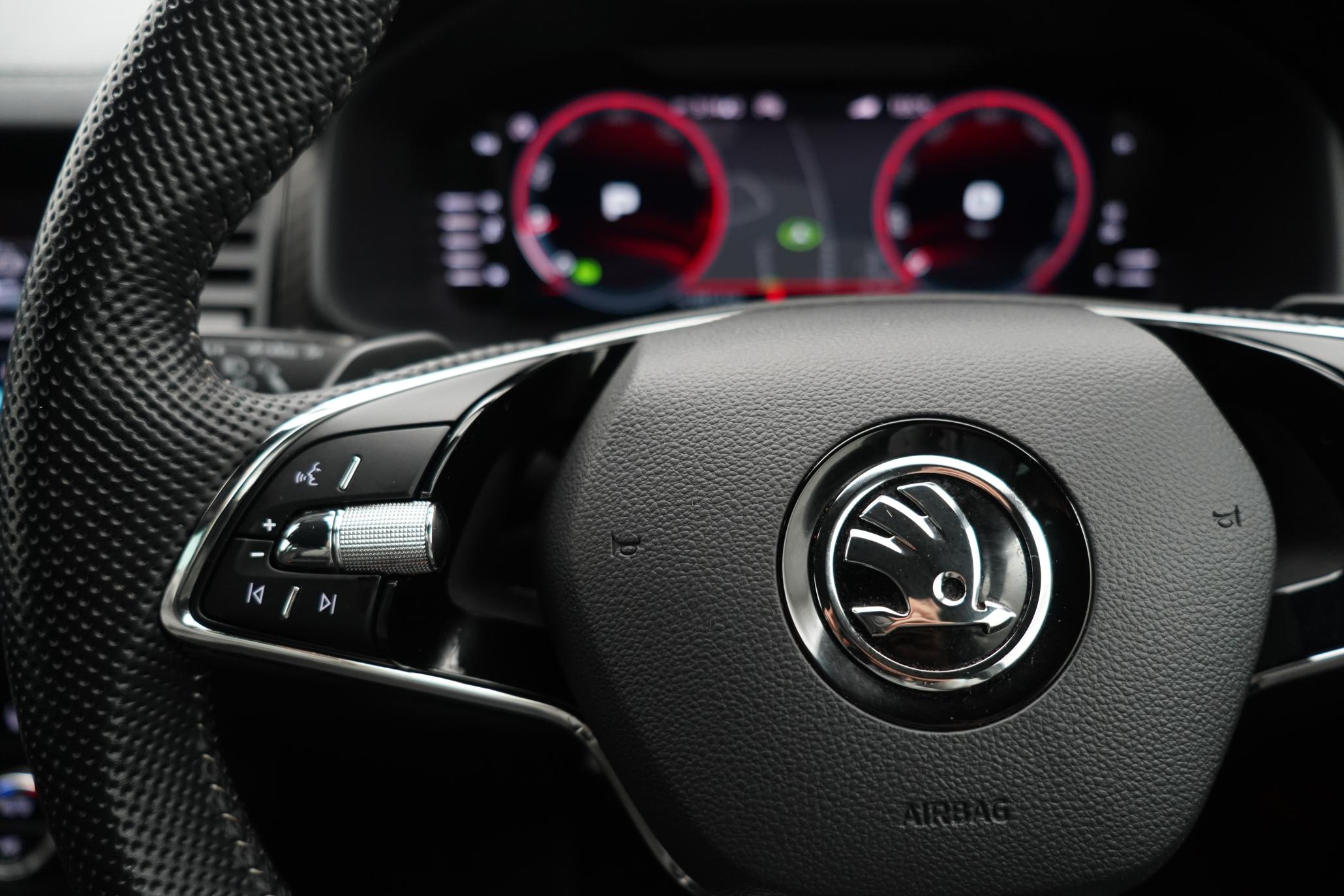 Skoda Kodiaq 1.5 TSI ACT SportLine SUV 5dr Petrol DSG Euro 6 (s/s) (7 Seat) (150 ps)