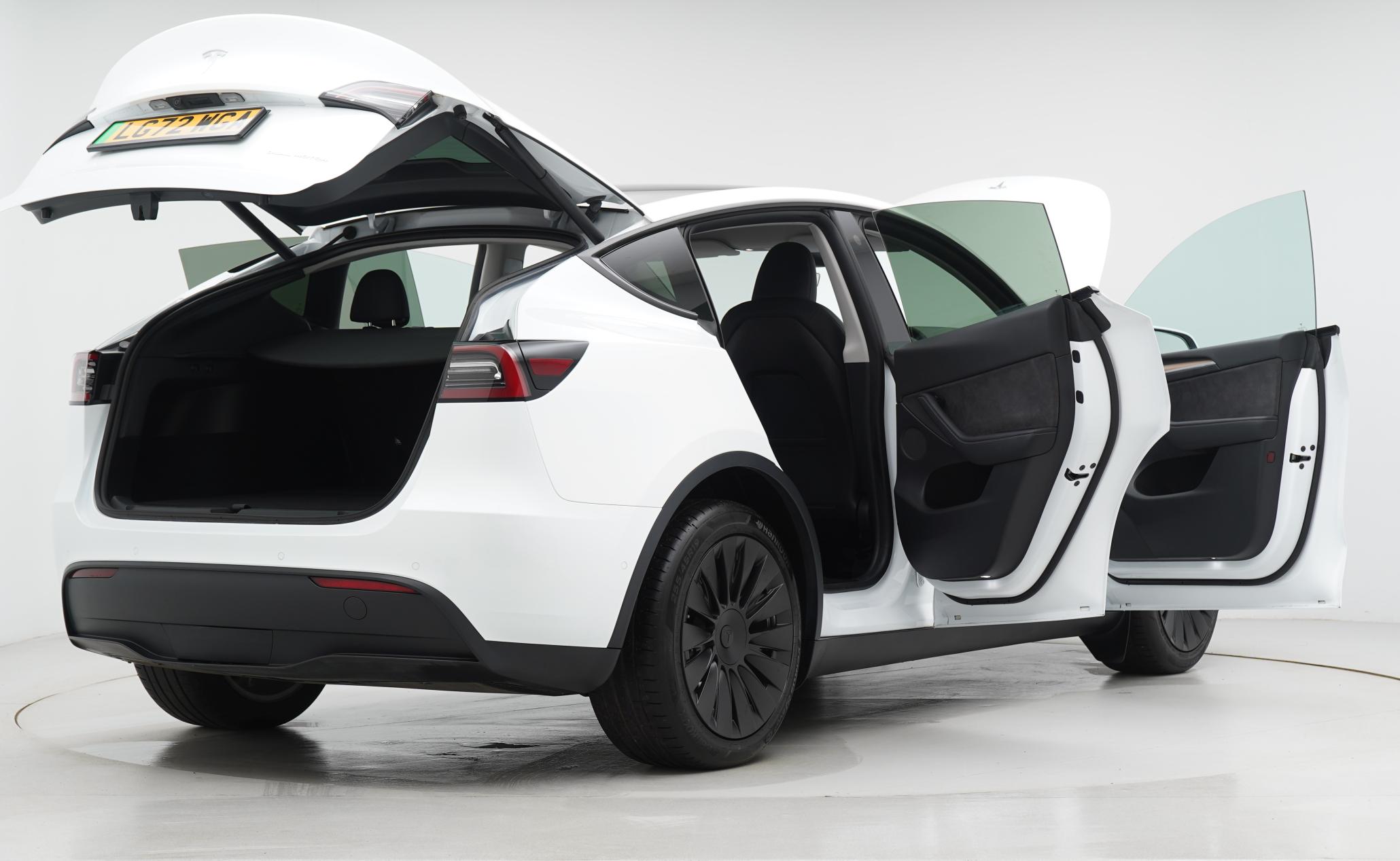 Tesla Model Y (Dual Motor) Long Range SUV 5dr Electric Auto 4WDE (384 bhp)