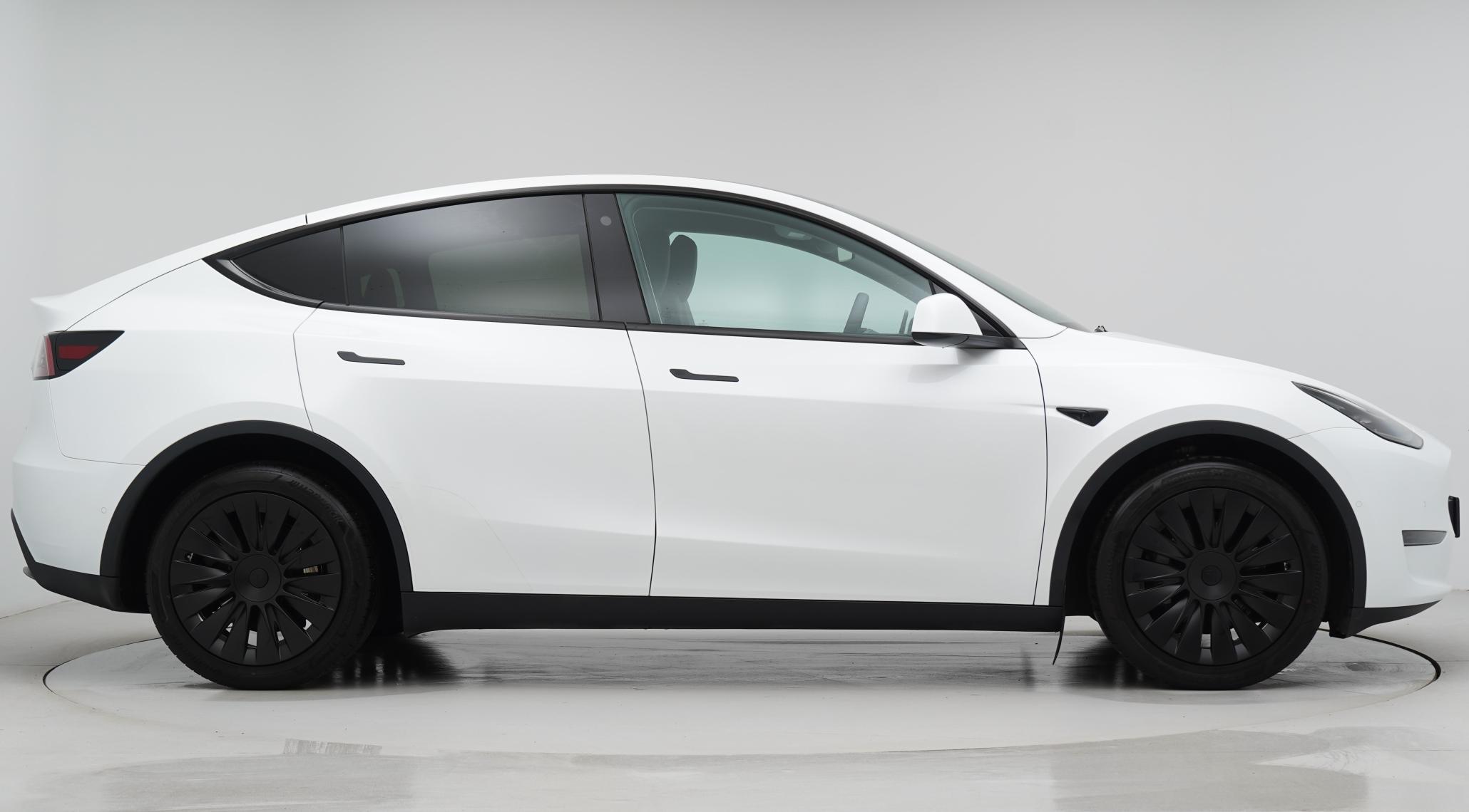 Tesla Model Y (Dual Motor) Long Range SUV 5dr Electric Auto 4WDE (384 bhp)