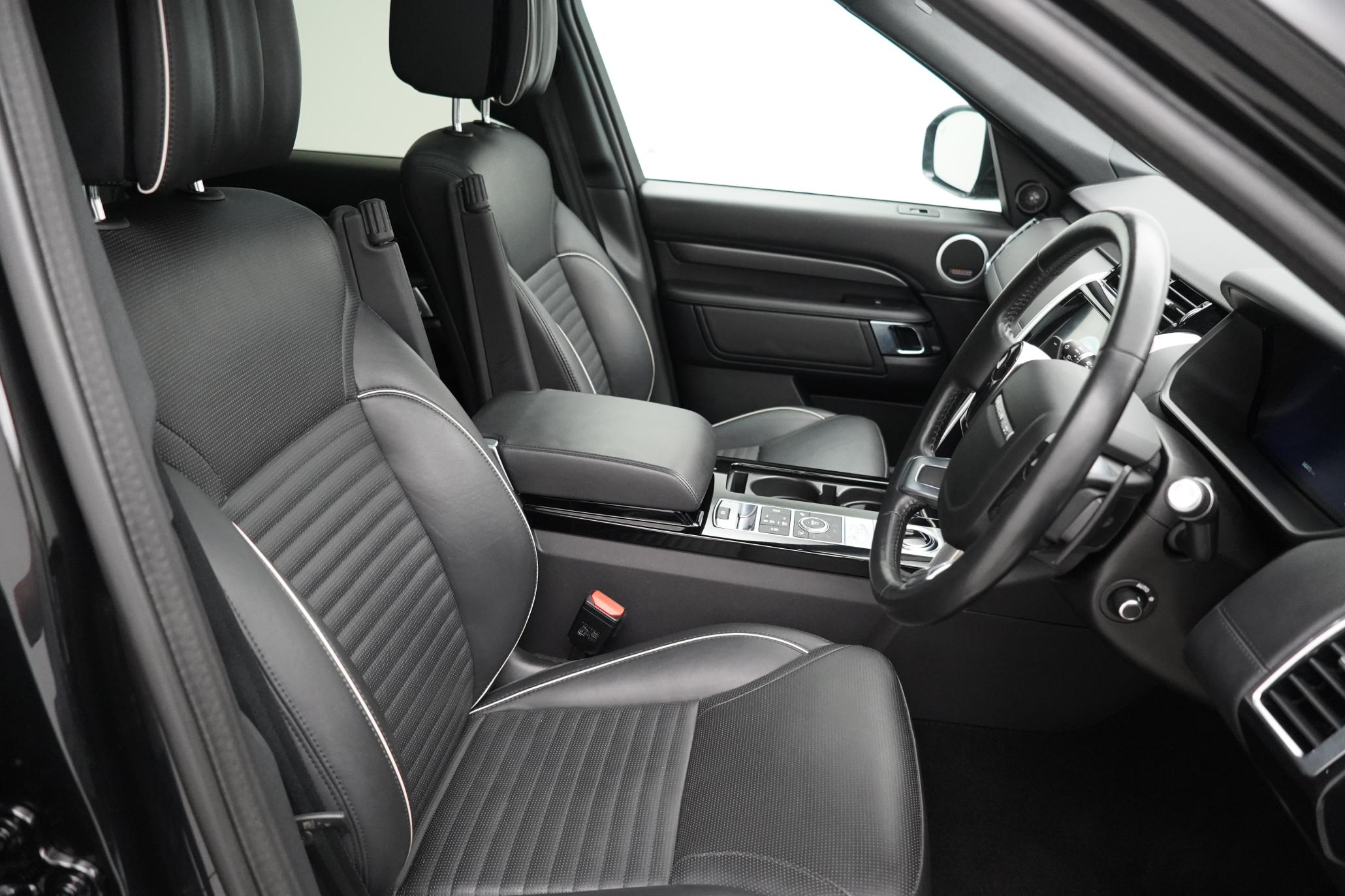 Land Rover Discovery 3.0 SD V6 HSE Luxury SUV 5dr Diesel Auto 4WD Euro 6 (s/s) (306 ps)