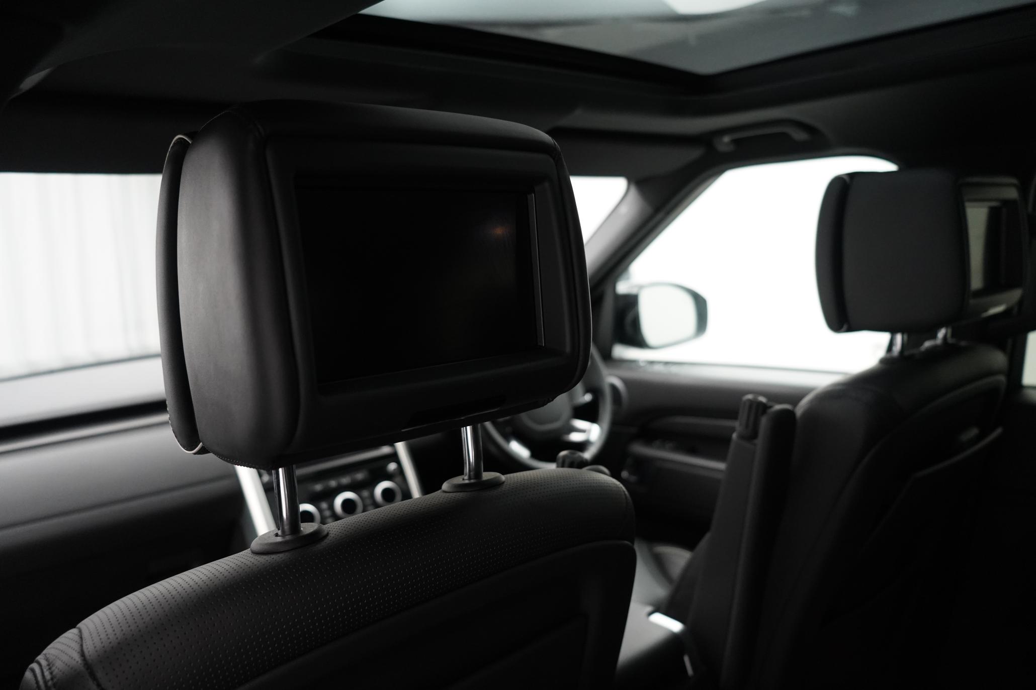Land Rover Discovery 3.0 SD V6 HSE Luxury SUV 5dr Diesel Auto 4WD Euro 6 (s/s) (306 ps)