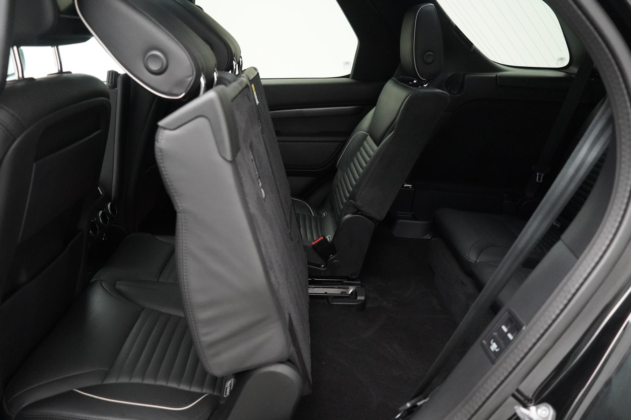 Land Rover Discovery 3.0 SD V6 HSE Luxury SUV 5dr Diesel Auto 4WD Euro 6 (s/s) (306 ps)