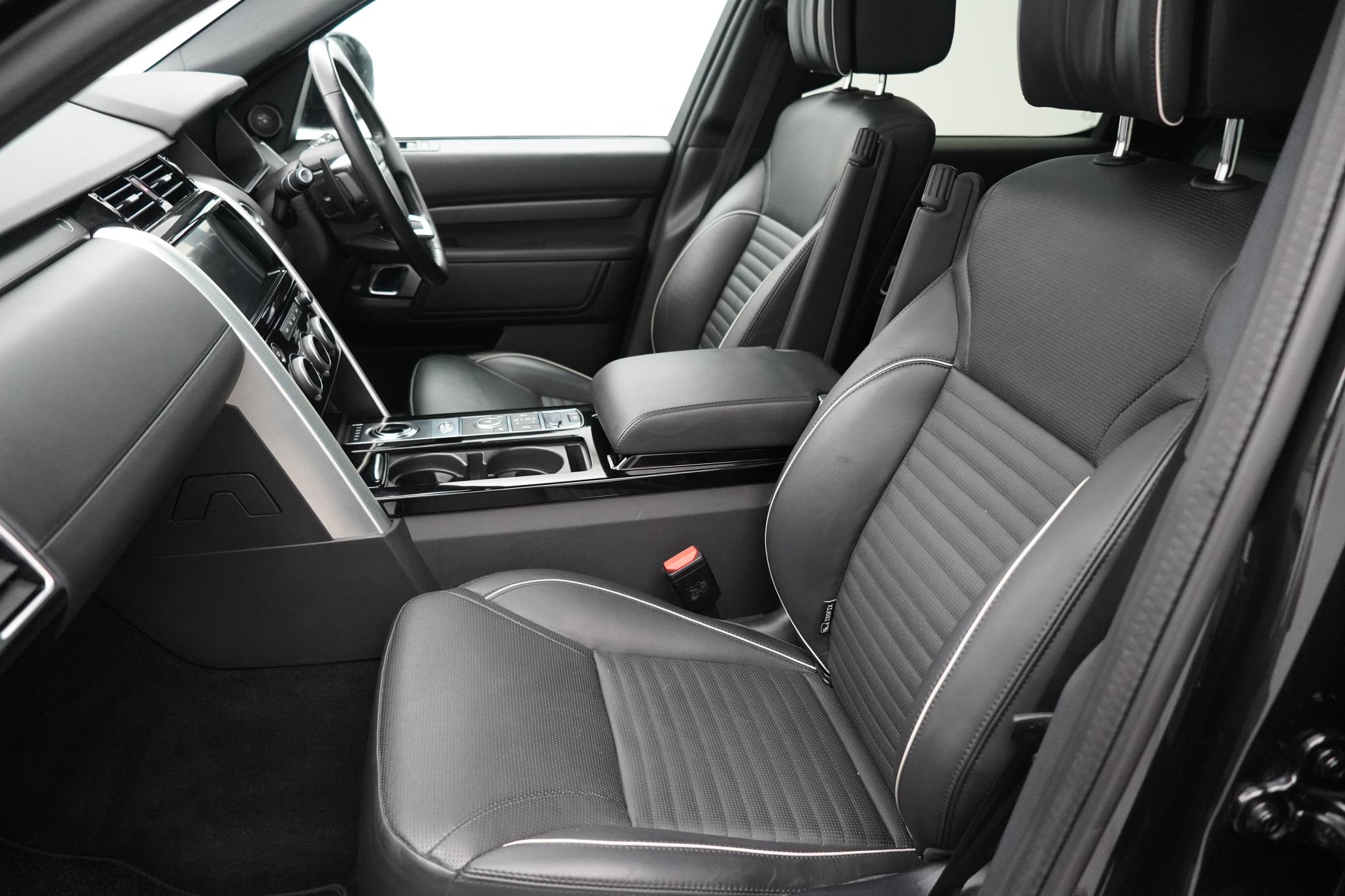 Land Rover Discovery 3.0 SD V6 HSE Luxury SUV 5dr Diesel Auto 4WD Euro 6 (s/s) (306 ps)