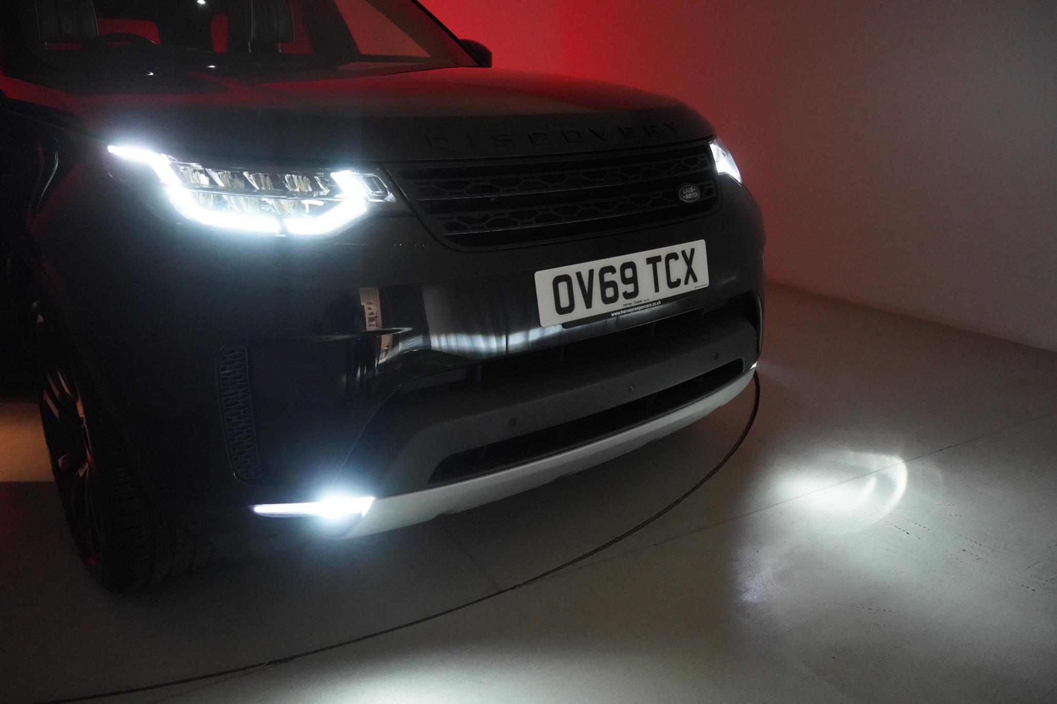 Land Rover Discovery 3.0 SD V6 HSE Luxury SUV 5dr Diesel Auto 4WD Euro 6 (s/s) (306 ps)
