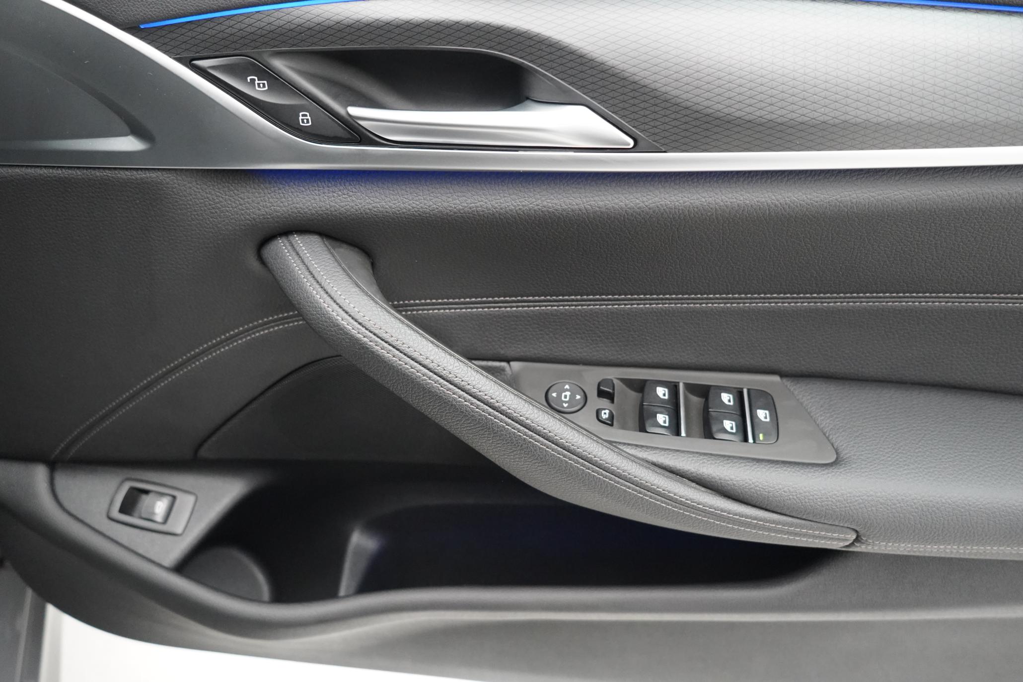 BMW 5 Series 2.0 520d MHT M Sport Touring 5dr Diesel Hybrid Steptronic Euro 6 (s/s) (190 ps)