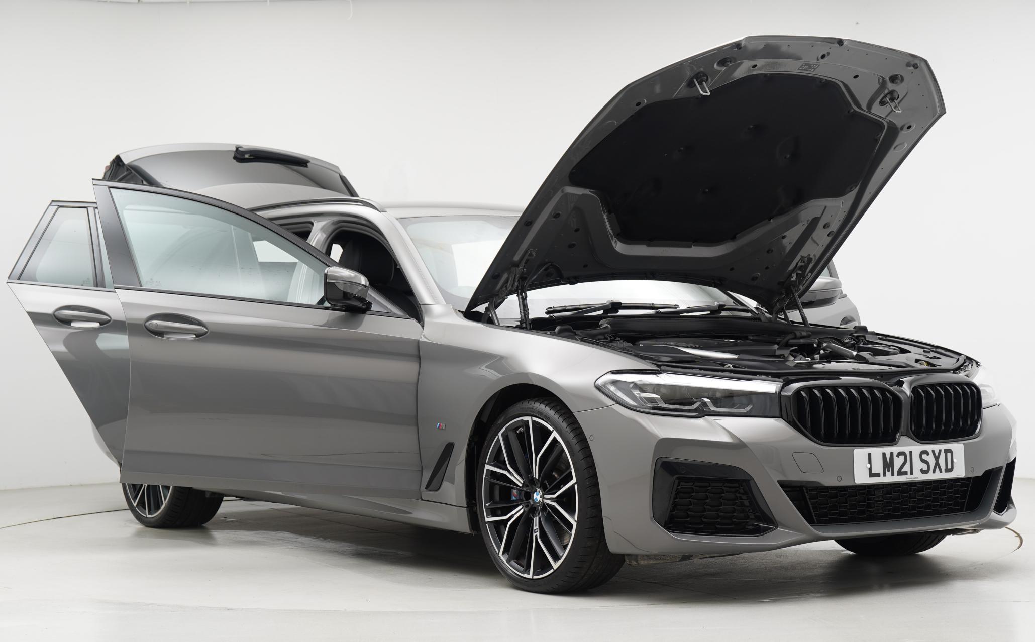 BMW 5 Series 2.0 520d MHT M Sport Touring 5dr Diesel Hybrid Steptronic Euro 6 (s/s) (190 ps)