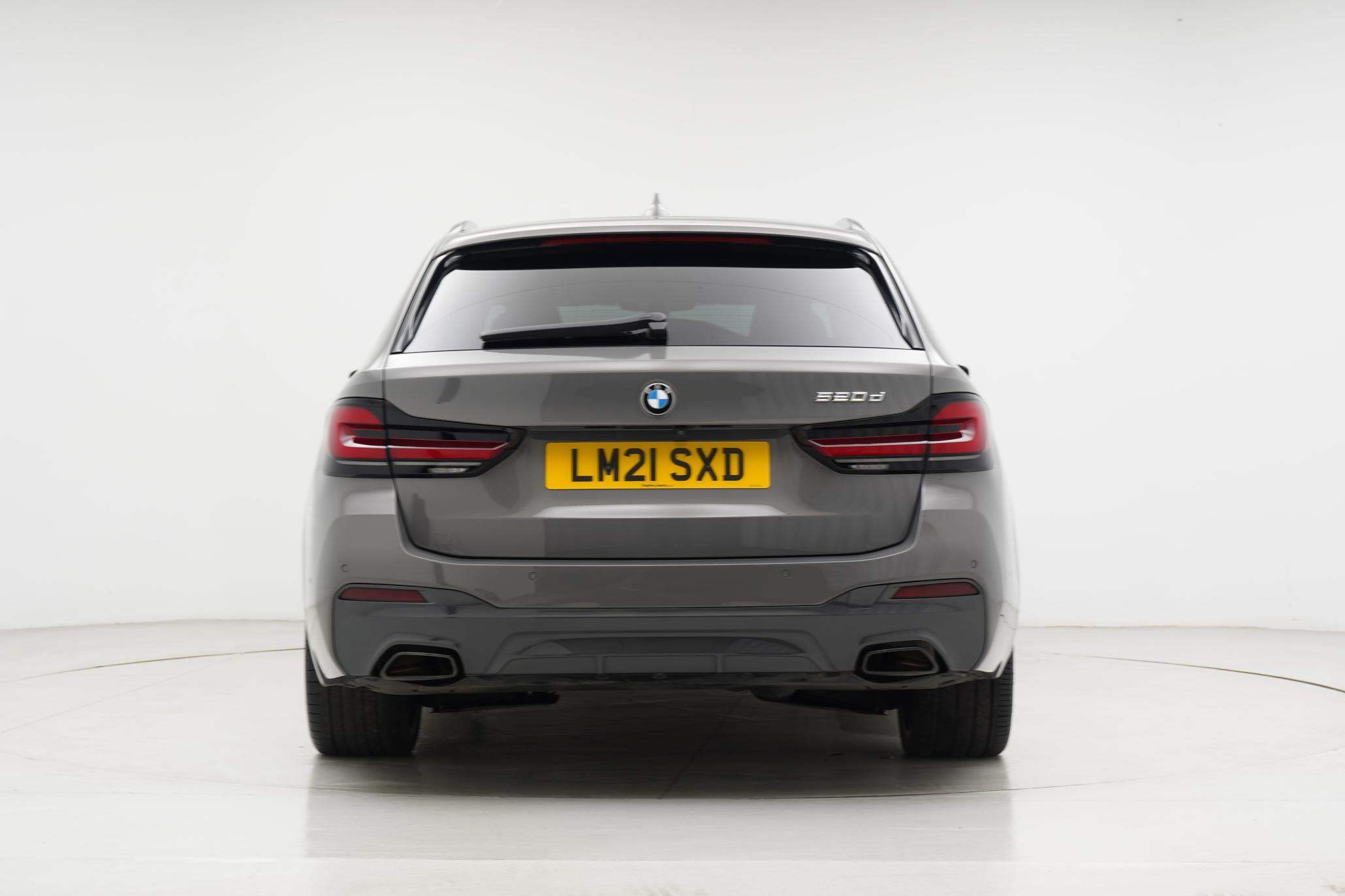 BMW 5 Series 2.0 520d MHT M Sport Touring 5dr Diesel Hybrid Steptronic Euro 6 (s/s) (190 ps)