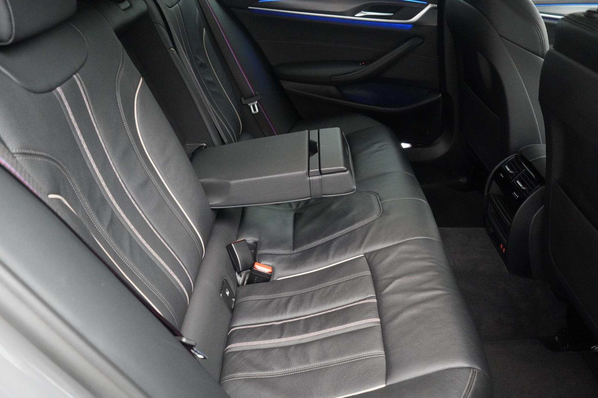 BMW 5 Series 2.0 520d MHT M Sport Touring 5dr Diesel Hybrid Steptronic Euro 6 (s/s) (190 ps)