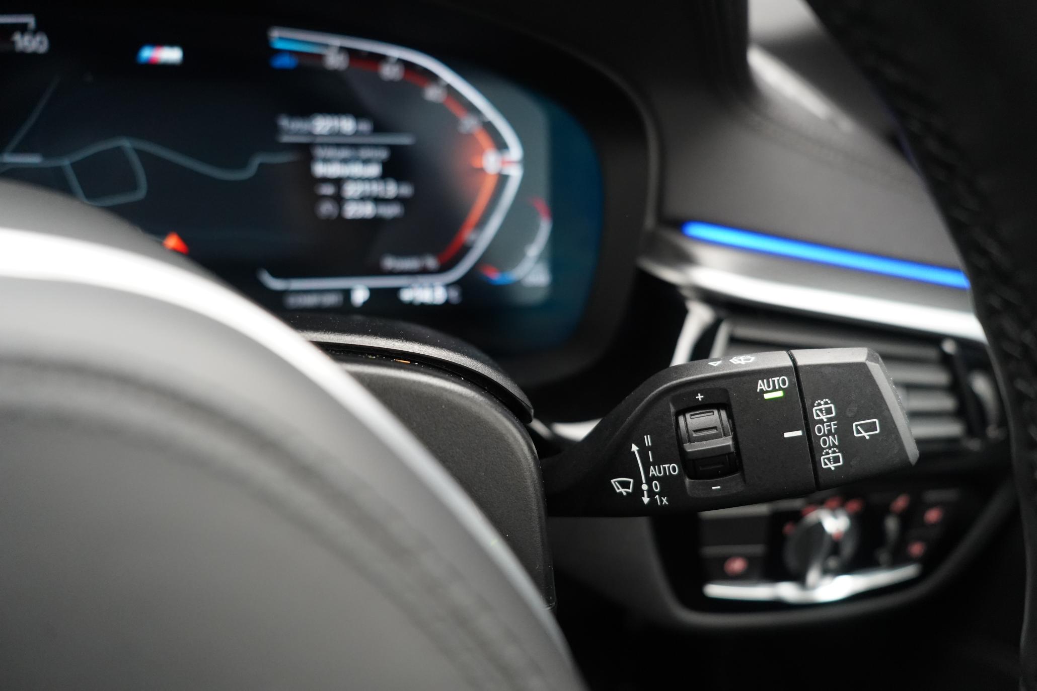 BMW 5 Series 2.0 520d MHT M Sport Touring 5dr Diesel Hybrid Steptronic Euro 6 (s/s) (190 ps)