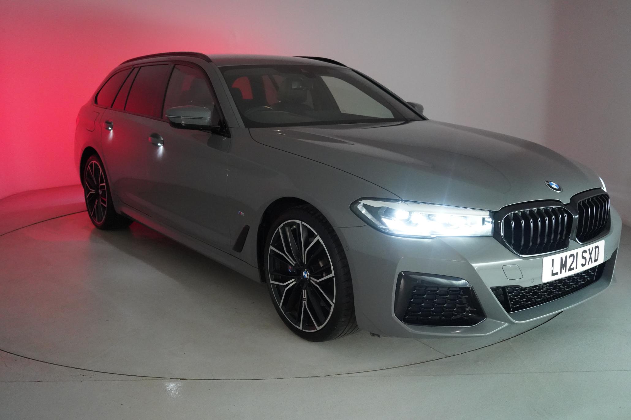 BMW 5 Series 2.0 520d MHT M Sport Touring 5dr Diesel Hybrid Steptronic Euro 6 (s/s) (190 ps)