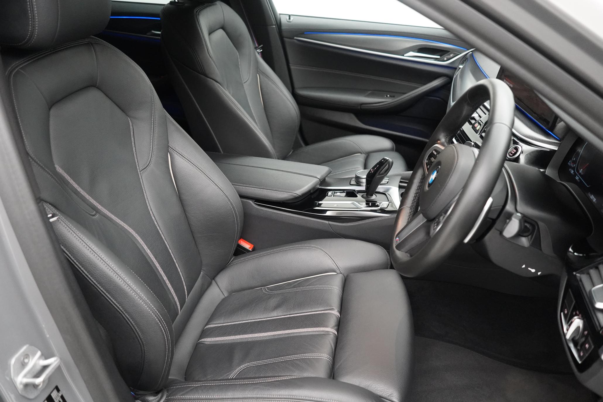 BMW 5 Series 2.0 520d MHT M Sport Touring 5dr Diesel Hybrid Steptronic Euro 6 (s/s) (190 ps)