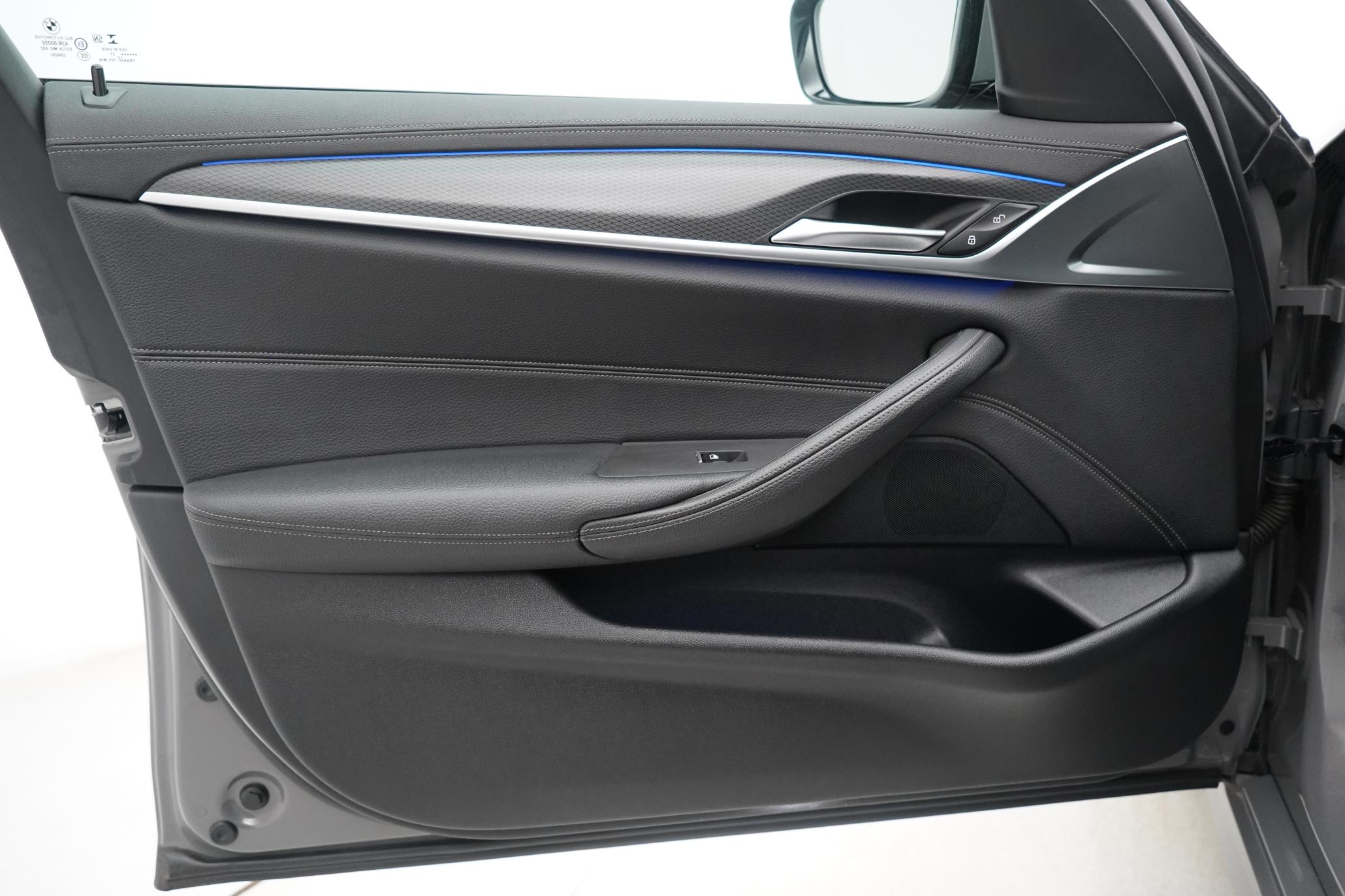 BMW 5 Series 2.0 520d MHT M Sport Touring 5dr Diesel Hybrid Steptronic Euro 6 (s/s) (190 ps)