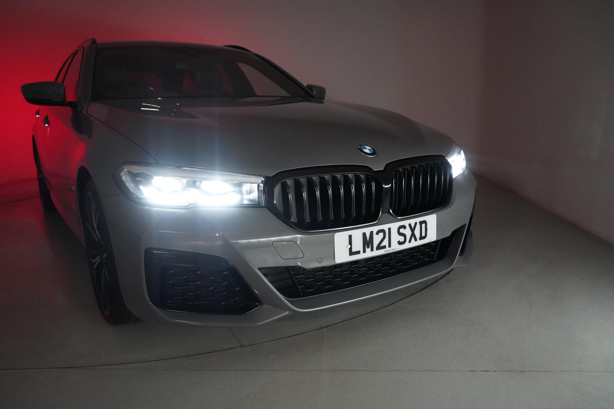 BMW 5 Series 2.0 520d MHT M Sport Touring 5dr Diesel Hybrid Steptronic Euro 6 (s/s) (190 ps)