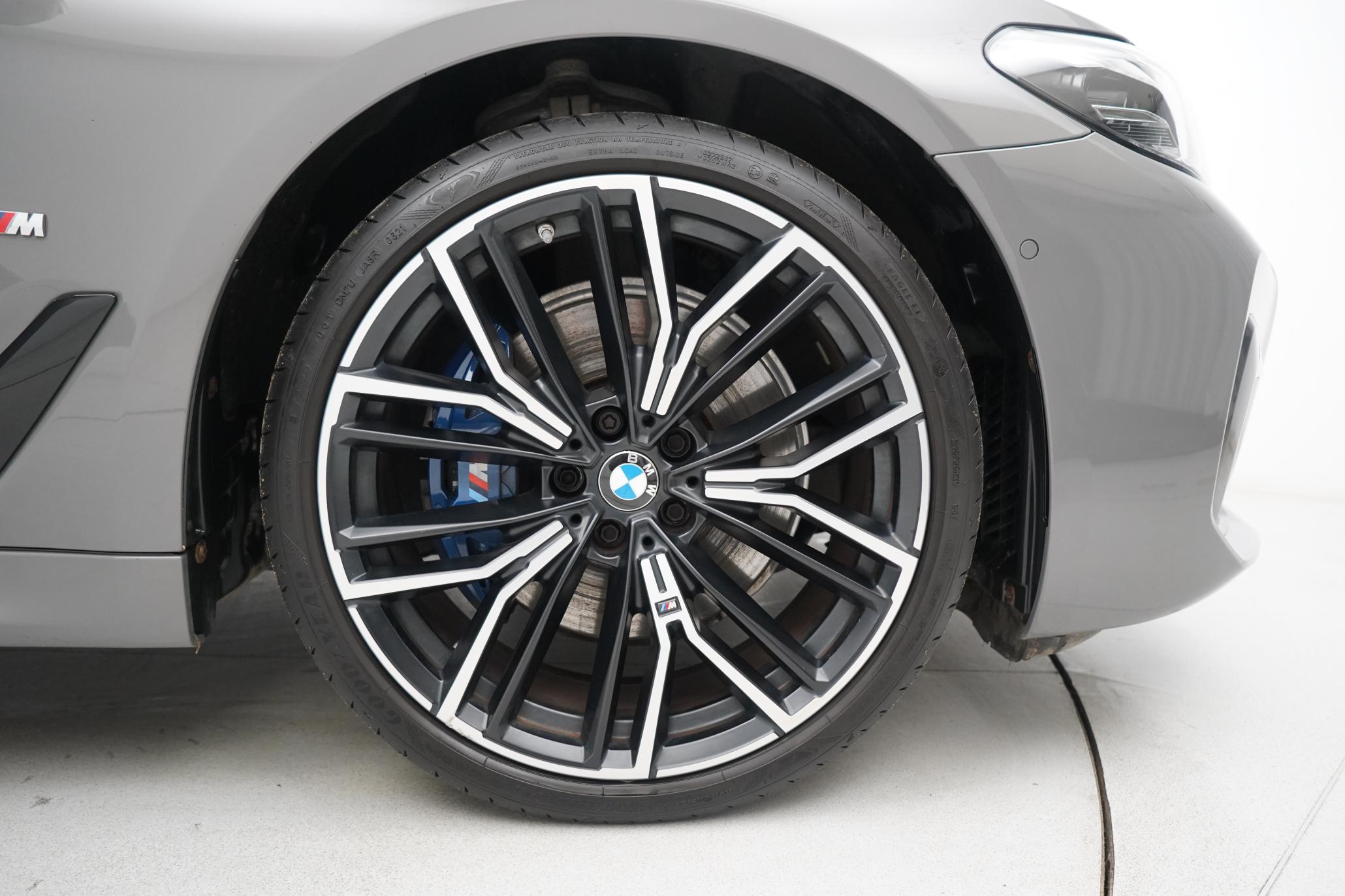 BMW 5 Series 2.0 520d MHT M Sport Touring 5dr Diesel Hybrid Steptronic Euro 6 (s/s) (190 ps)