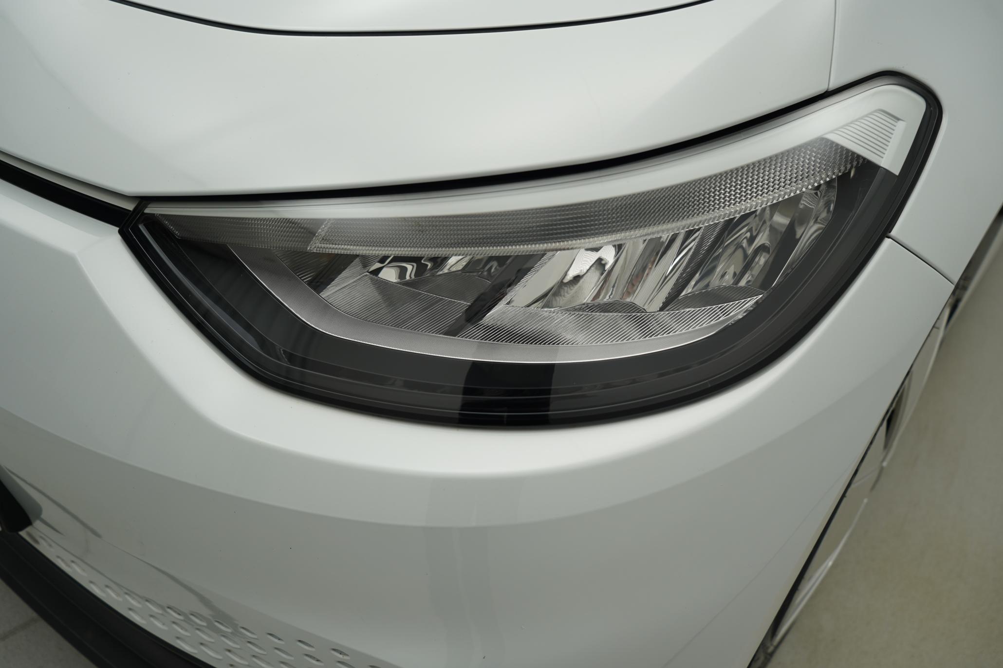 Volkswagen ID.3 Pro Performance 58kWh Life Hatchback 5dr Electric Auto (204 ps)