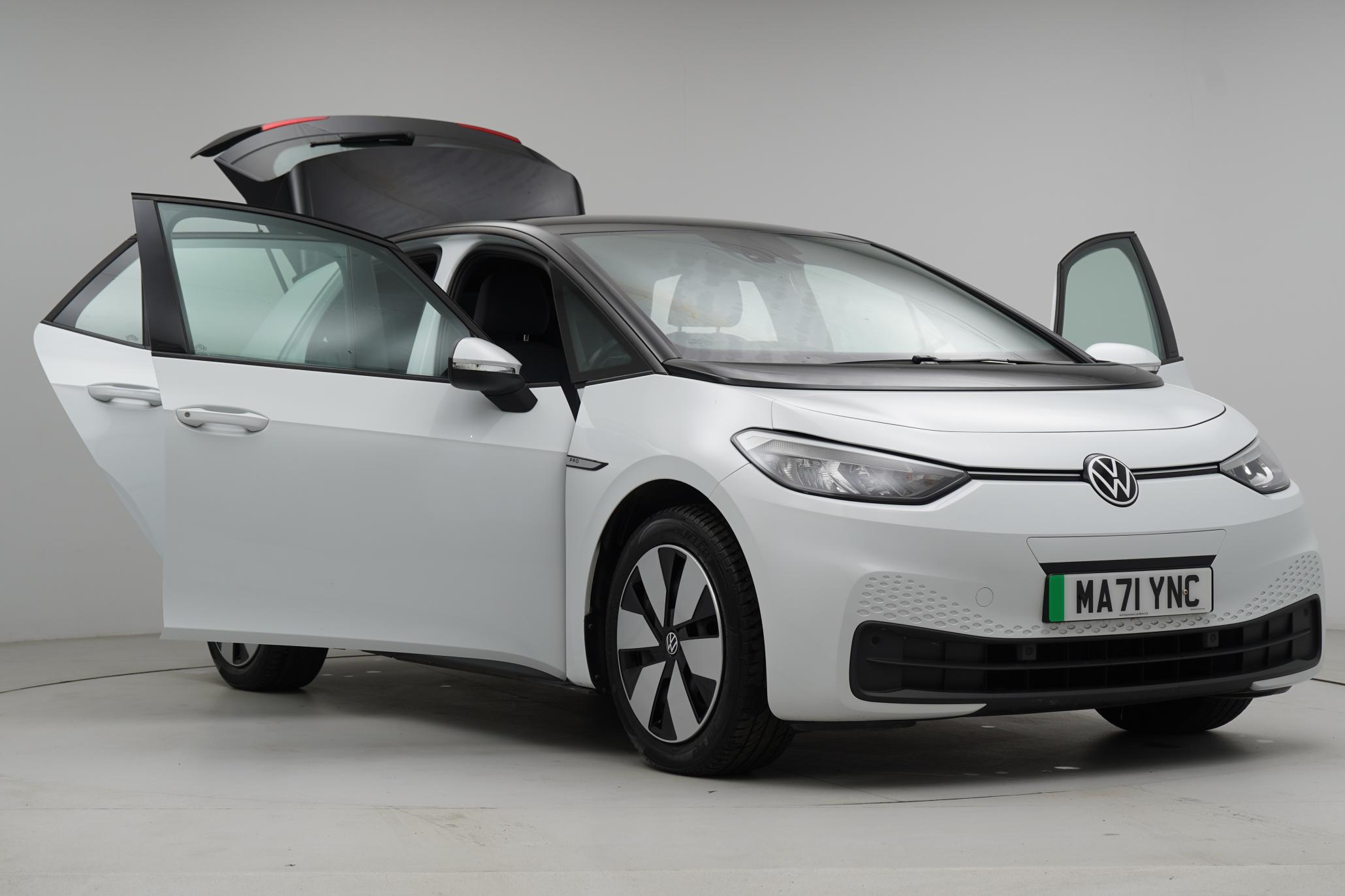 Volkswagen ID.3 Pro Performance 58kWh Life Hatchback 5dr Electric Auto (204 ps)