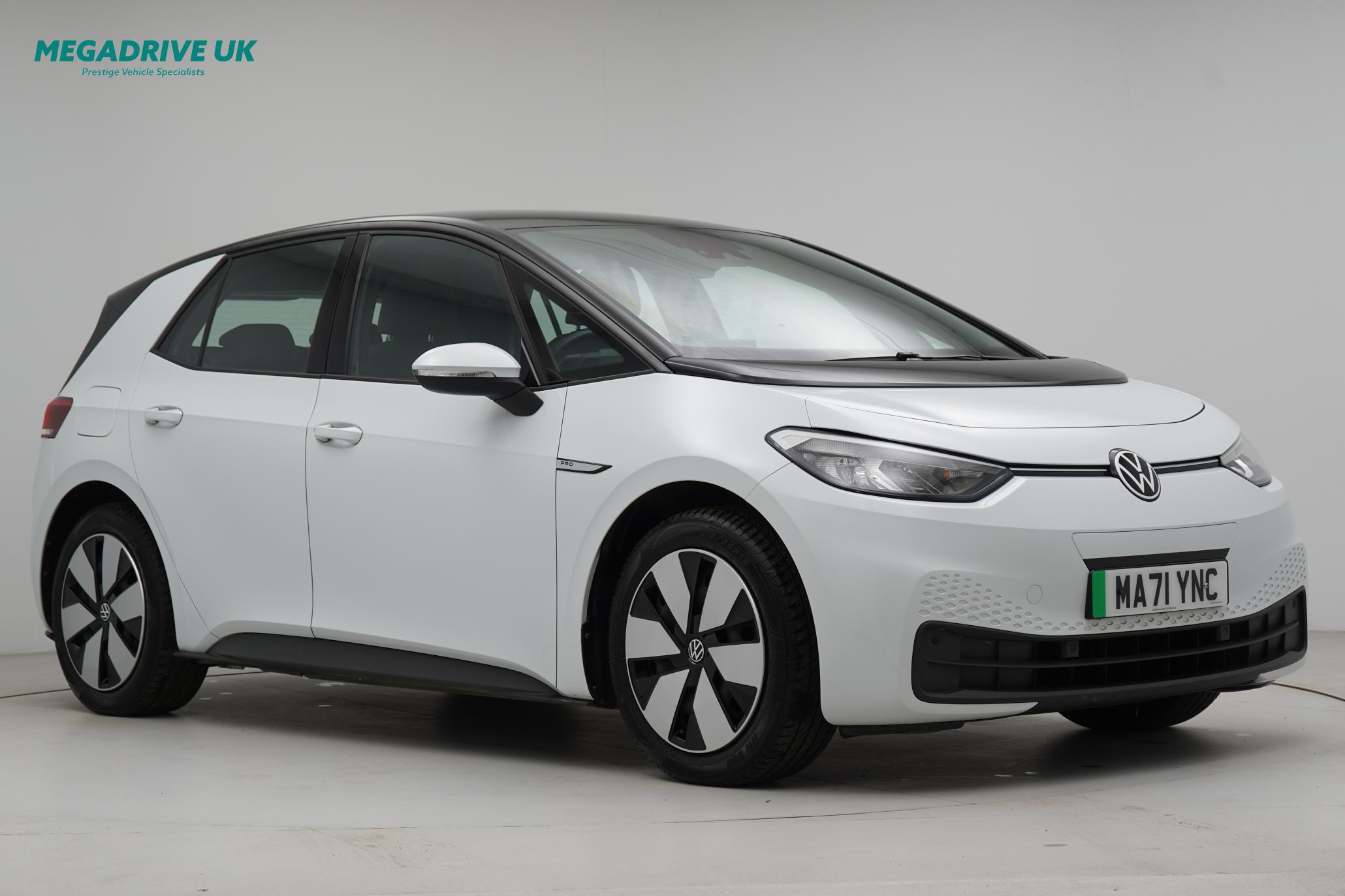 Volkswagen ID.3 Pro Performance 58kWh Life Hatchback 5dr Electric Auto (204 ps)