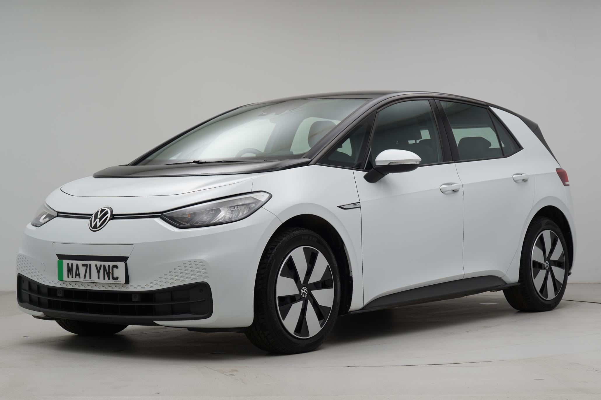 Volkswagen ID.3 Pro Performance 58kWh Life Hatchback 5dr Electric Auto (204 ps)