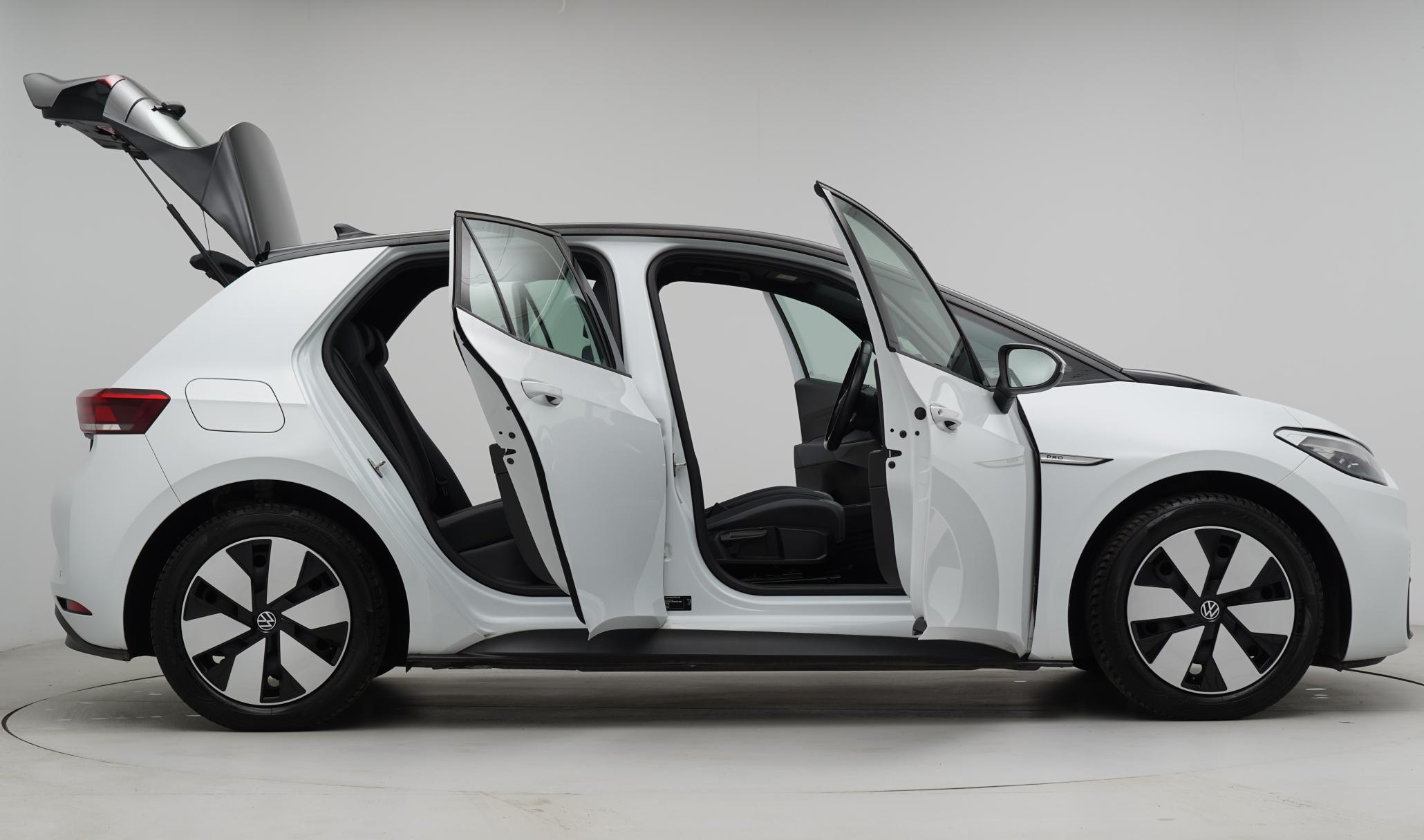 Volkswagen ID.3 Pro Performance 58kWh Life Hatchback 5dr Electric Auto (204 ps)