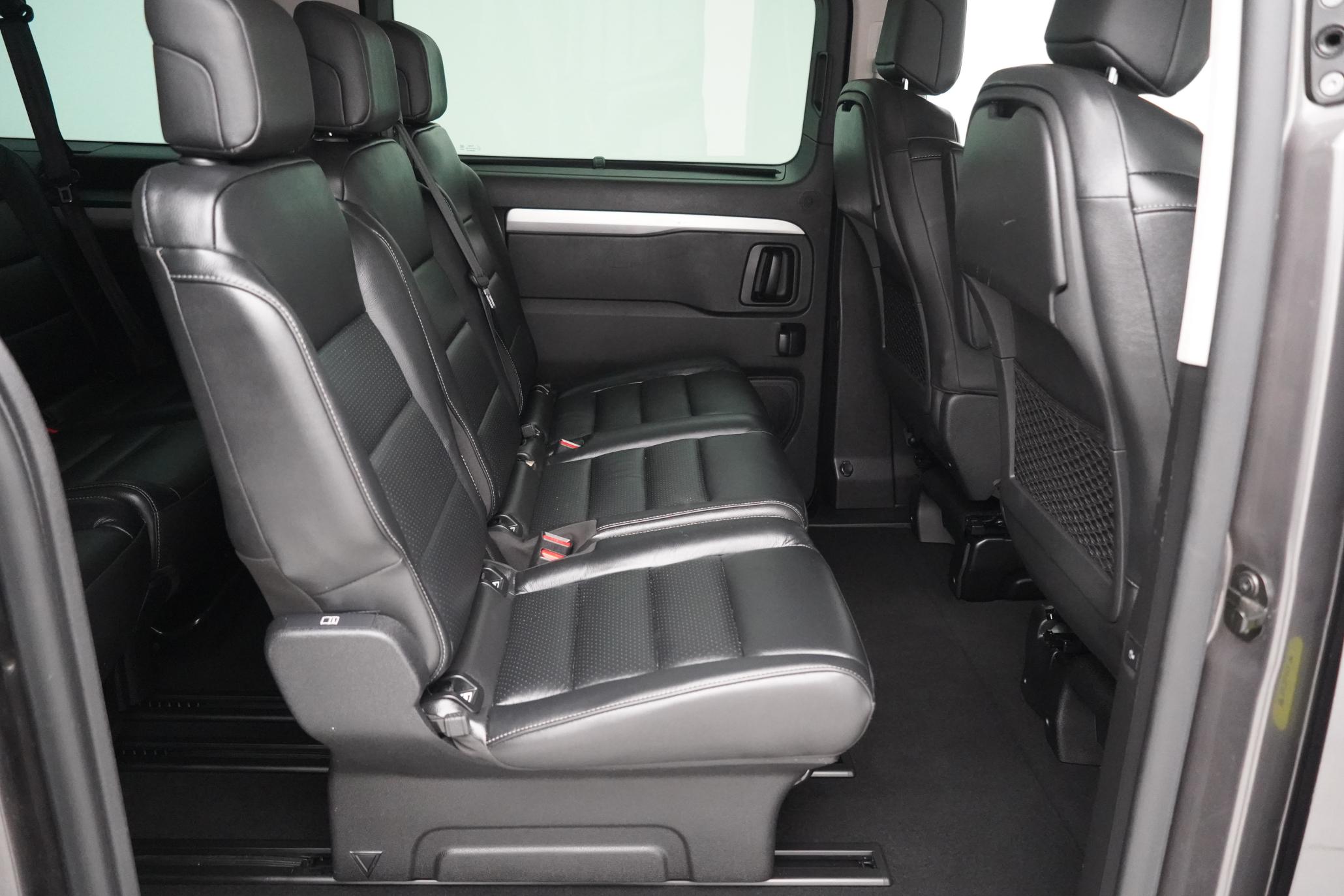 Vauxhall Vivaro Electric Ultimate MPV (2020 - 2024)