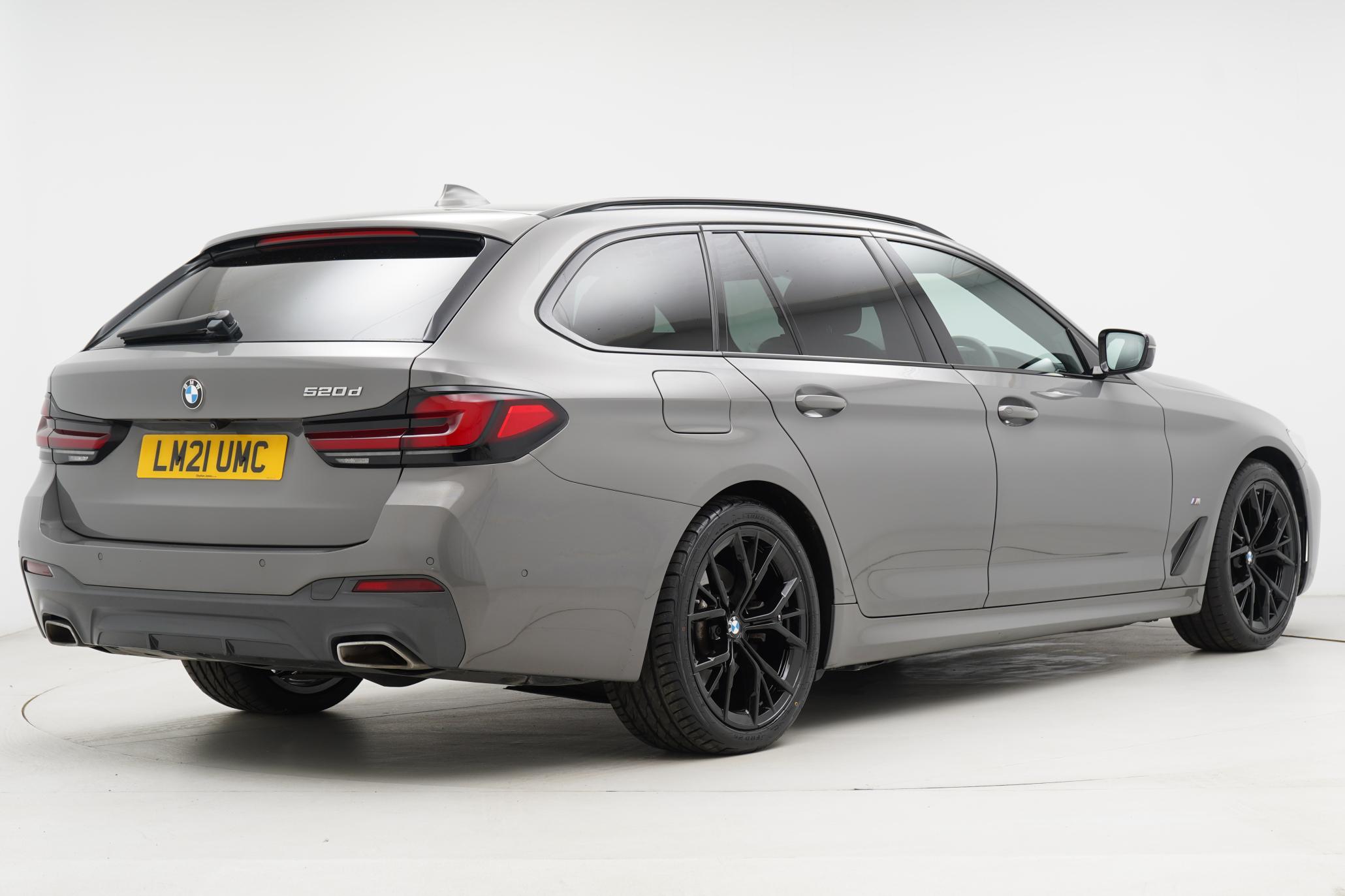 BMW 5 Series 2.0 520d MHT M Sport Touring 5dr Diesel Hybrid Steptronic Euro 6 (s/s) (190 ps)
