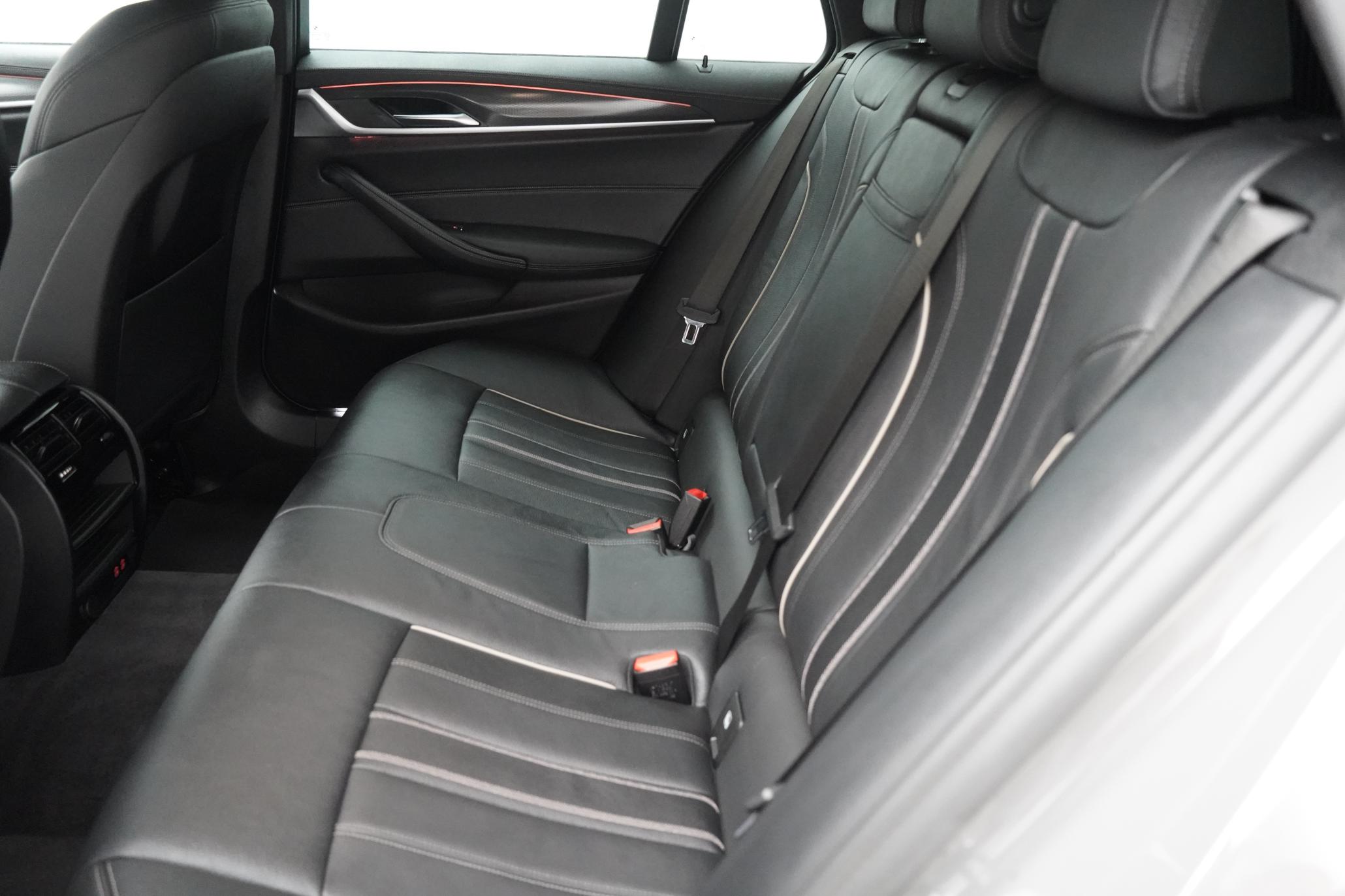BMW 5 Series 2.0 520d MHT M Sport Touring 5dr Diesel Hybrid Steptronic Euro 6 (s/s) (190 ps)