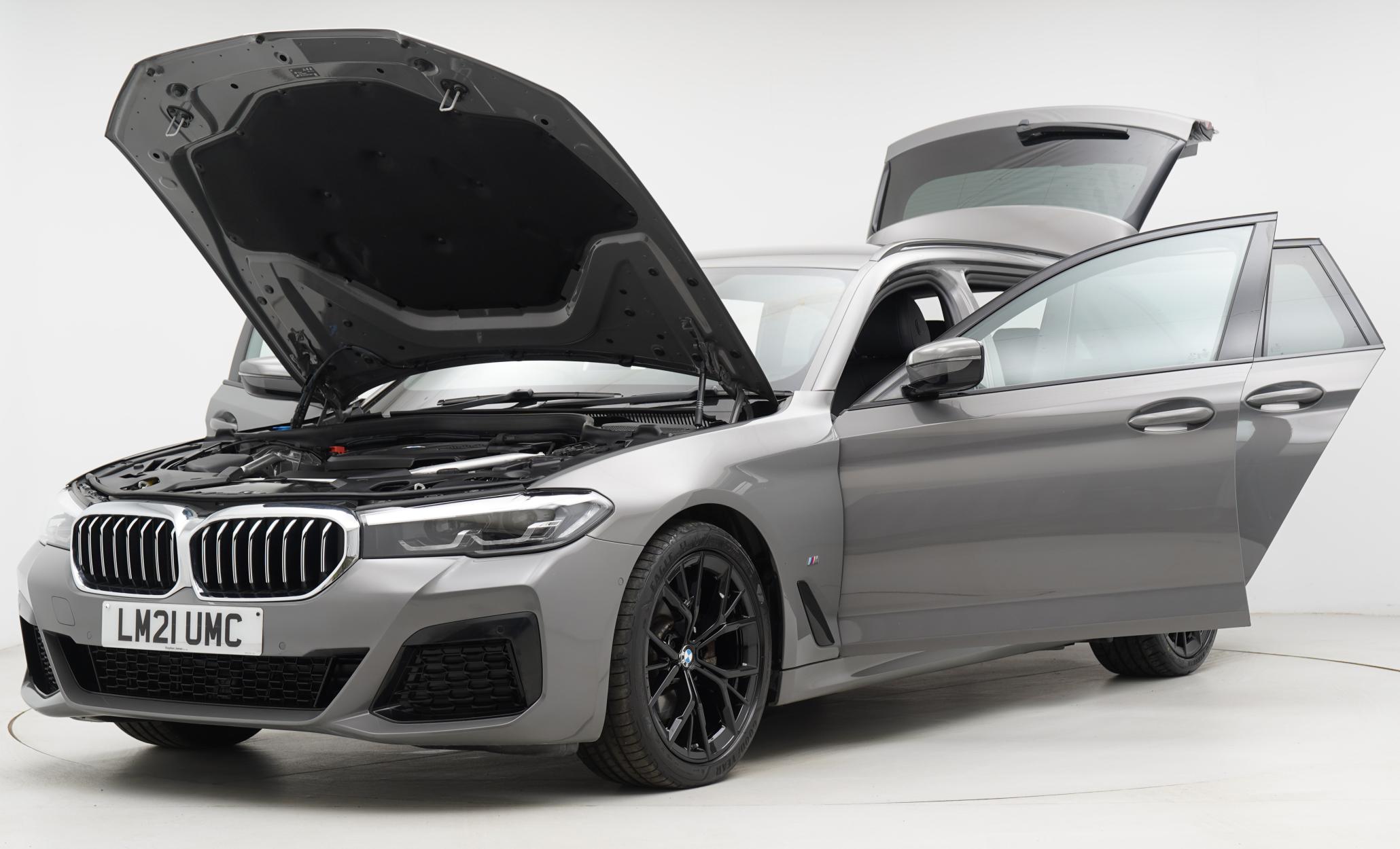BMW 5 Series 2.0 520d MHT M Sport Touring 5dr Diesel Hybrid Steptronic Euro 6 (s/s) (190 ps)