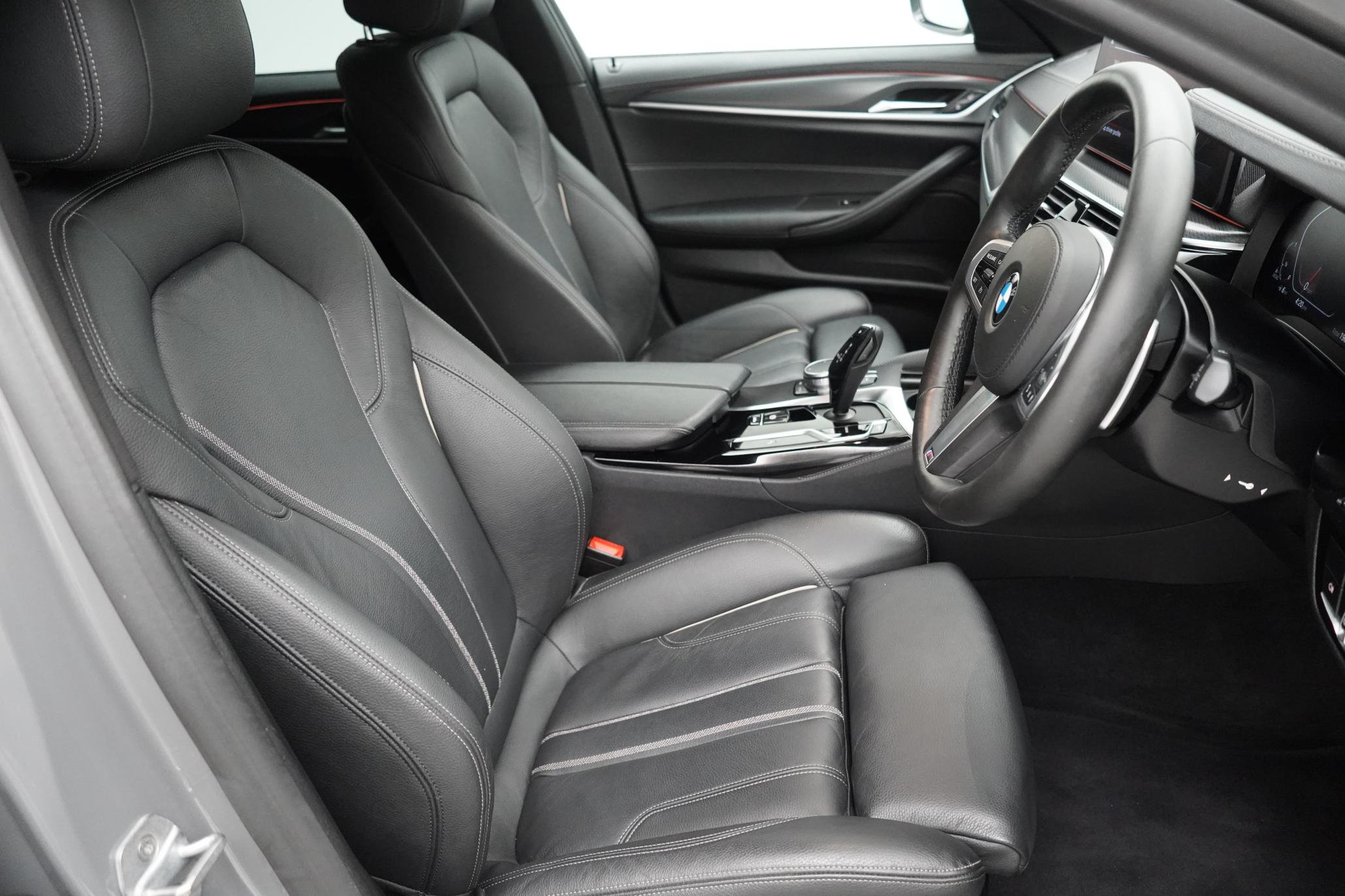 BMW 5 Series 2.0 520d MHT M Sport Touring 5dr Diesel Hybrid Steptronic Euro 6 (s/s) (190 ps)