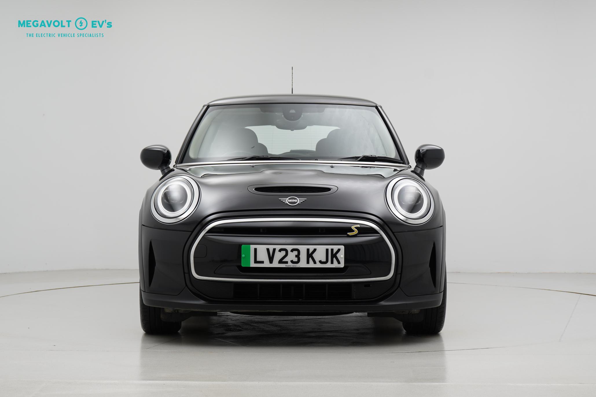 MINI Electric Hatch 32.6kWh Level 1 Hatchback 3dr Electric Auto (184 ps)