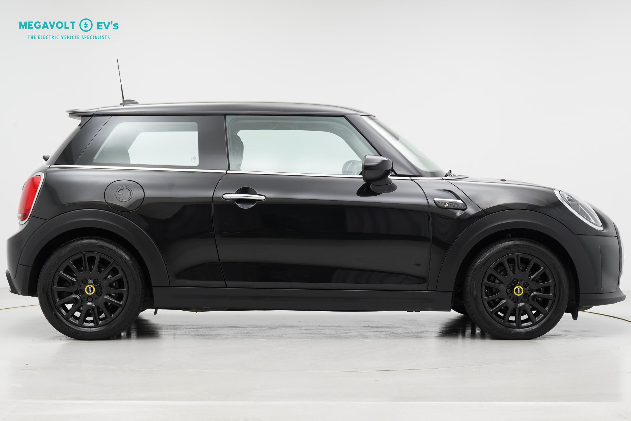 MINI Electric Hatch 32.6kWh Level 1 Hatchback 3dr Electric Auto (184 ps)