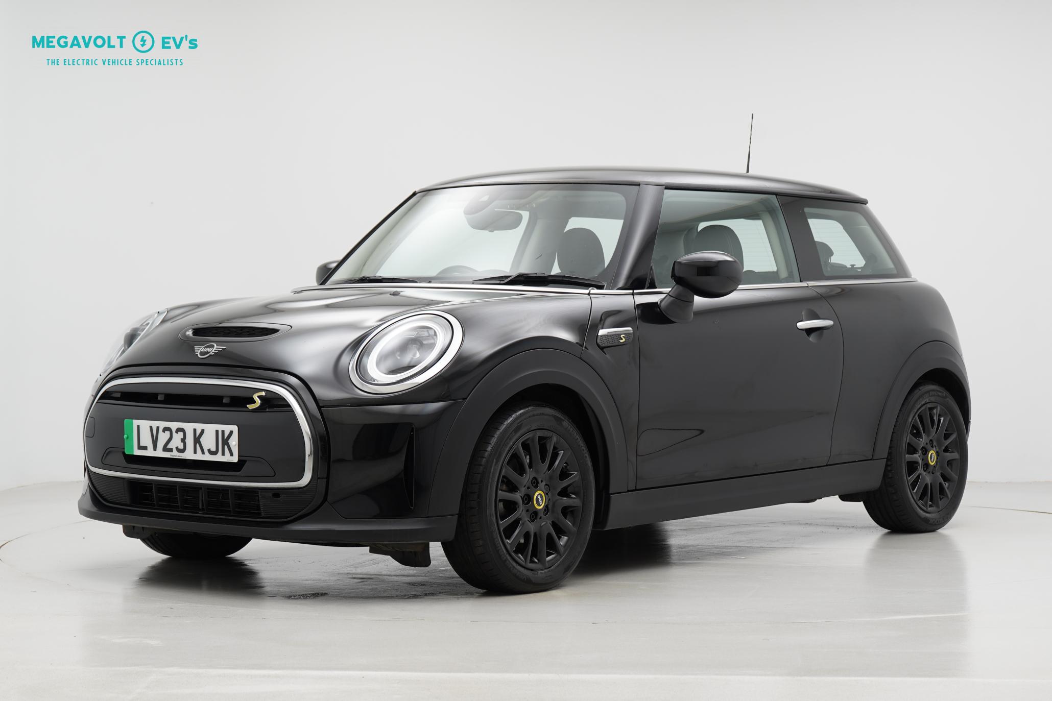 MINI Electric Hatch 32.6kWh Level 1 Hatchback 3dr Electric Auto (184 ps)