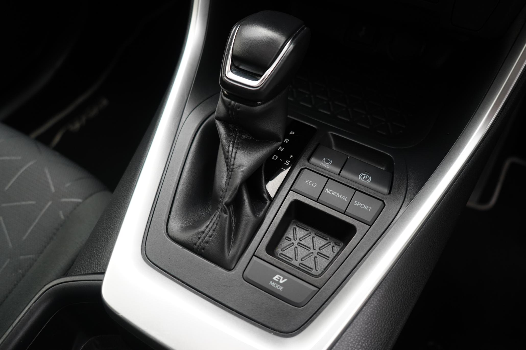 Toyota RAV4 2.5 VVT-h GPF Design SUV 5dr Petrol Hybrid CVT Euro 6 (s/s) (218 ps)