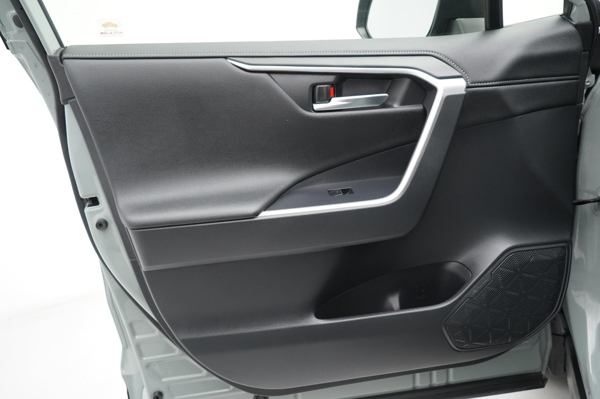 Toyota RAV4 2.5 VVT-h GPF Design SUV 5dr Petrol Hybrid CVT Euro 6 (s/s) (218 ps)