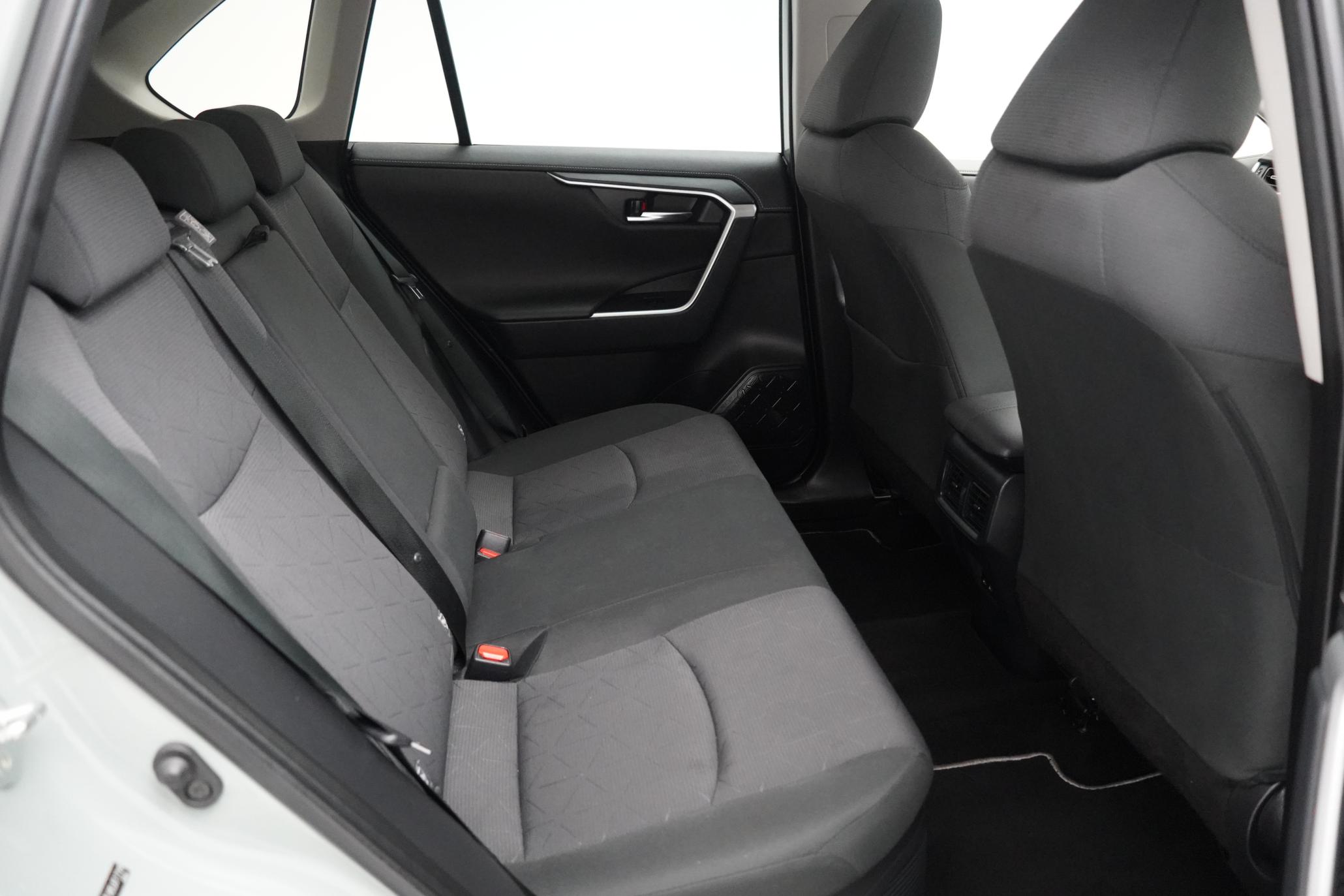 Toyota RAV4 2.5 VVT-h GPF Design SUV 5dr Petrol Hybrid CVT Euro 6 (s/s) (218 ps)