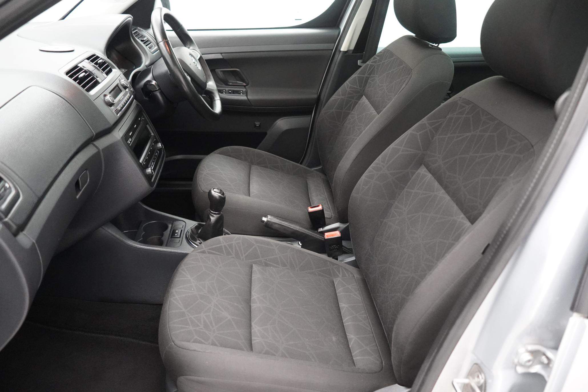 Skoda Roomster 1.2 TSI SE MPV 5dr Petrol Manual Euro 5 (105 ps)