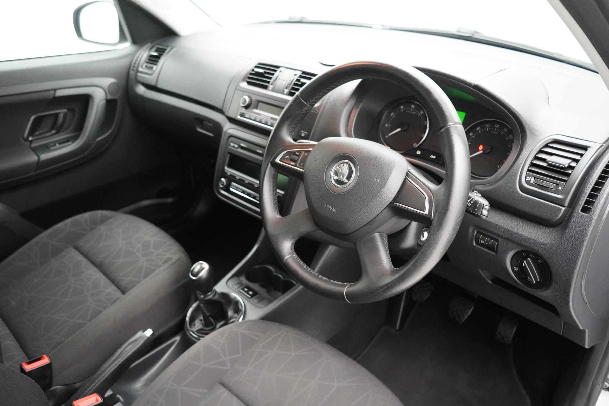 Skoda Roomster 1.2 TSI SE MPV 5dr Petrol Manual Euro 5 (105 ps)