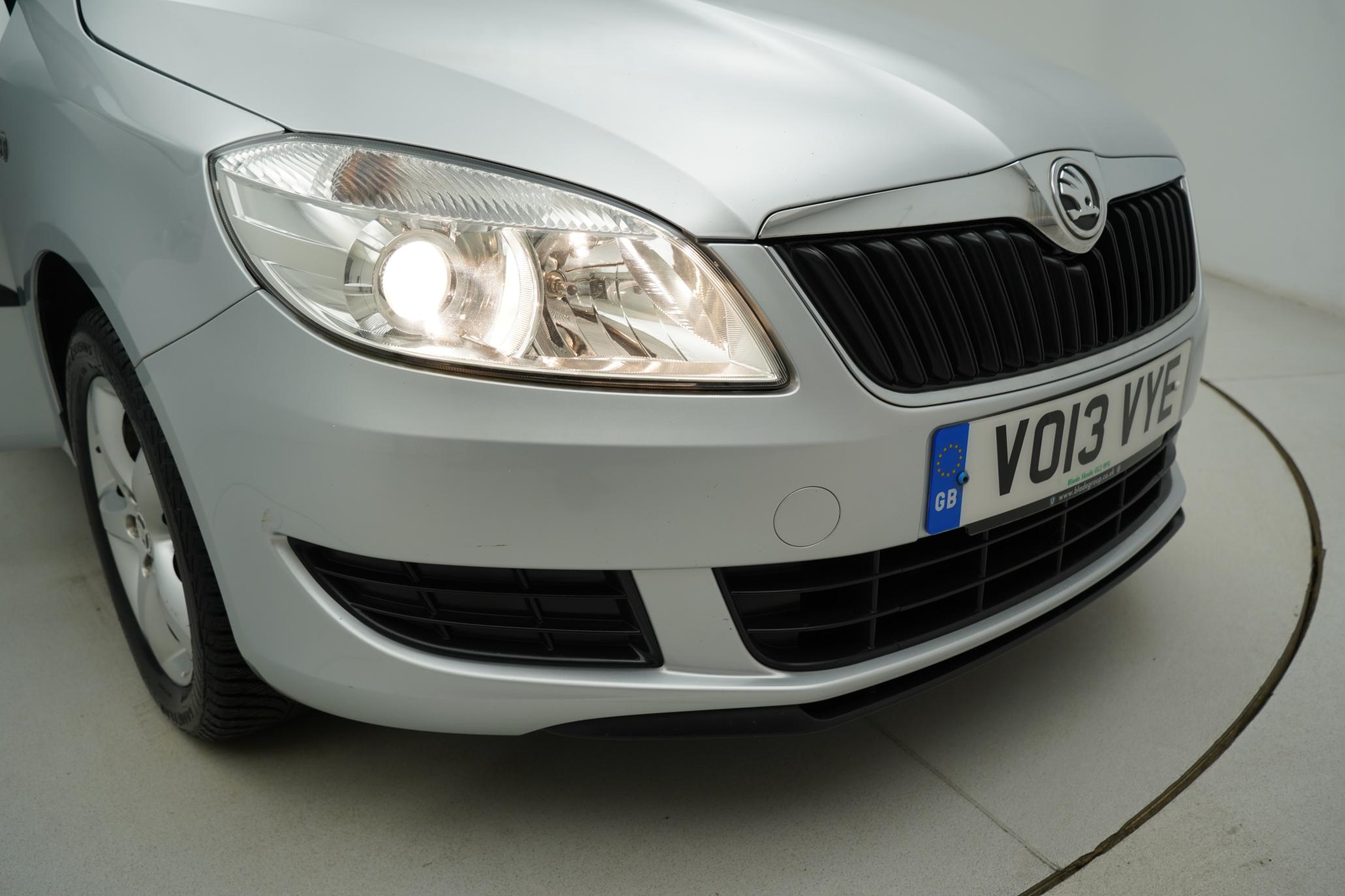 Skoda Roomster 1.2 TSI SE MPV 5dr Petrol Manual Euro 5 (105 ps)