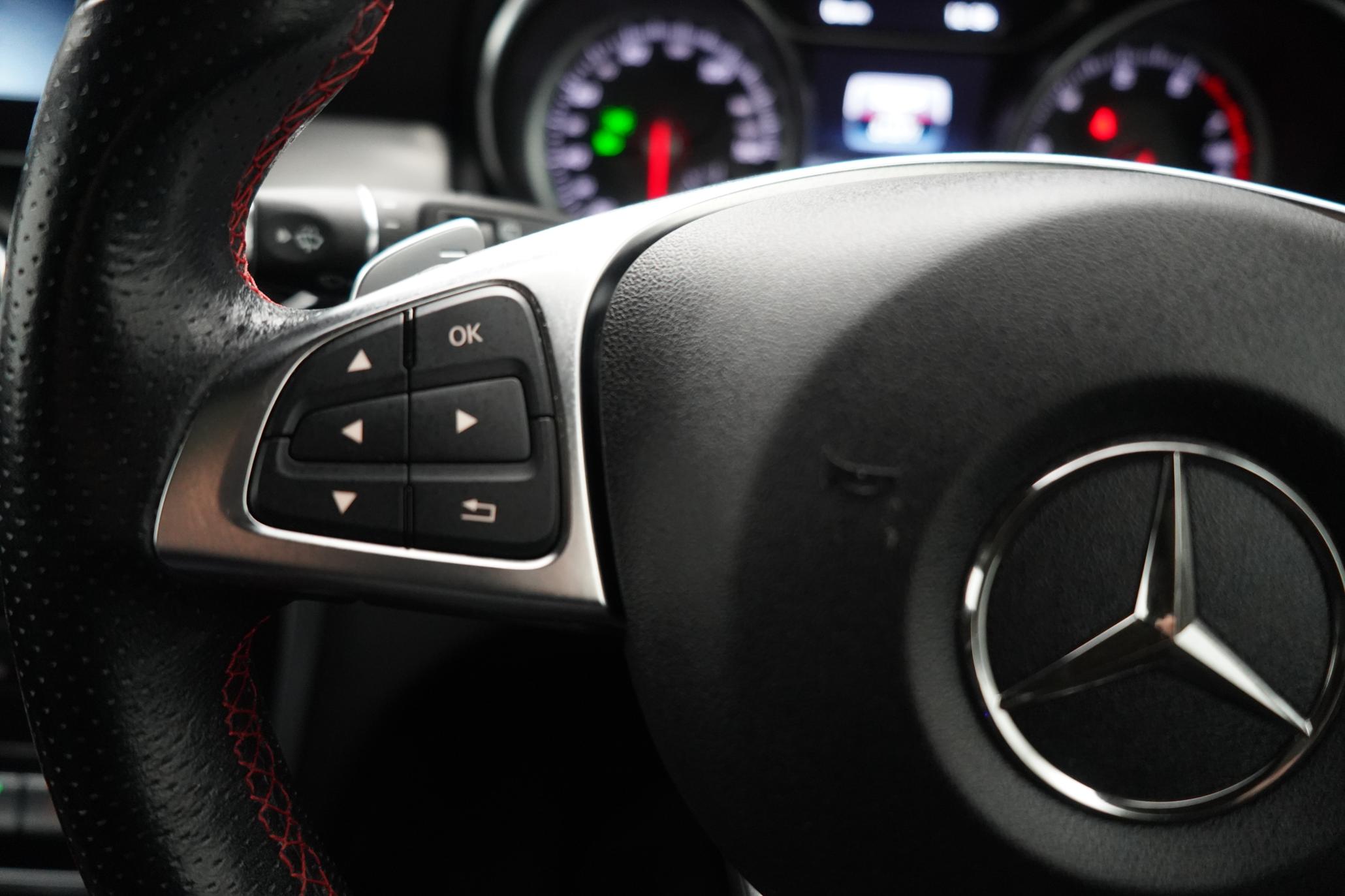 Mercedes-Benz GLA 1.6 GLA200 AMG Line Edition (Plus) SUV 5dr Petrol 7G-DCT Euro 6 (s/s) (156 ps)