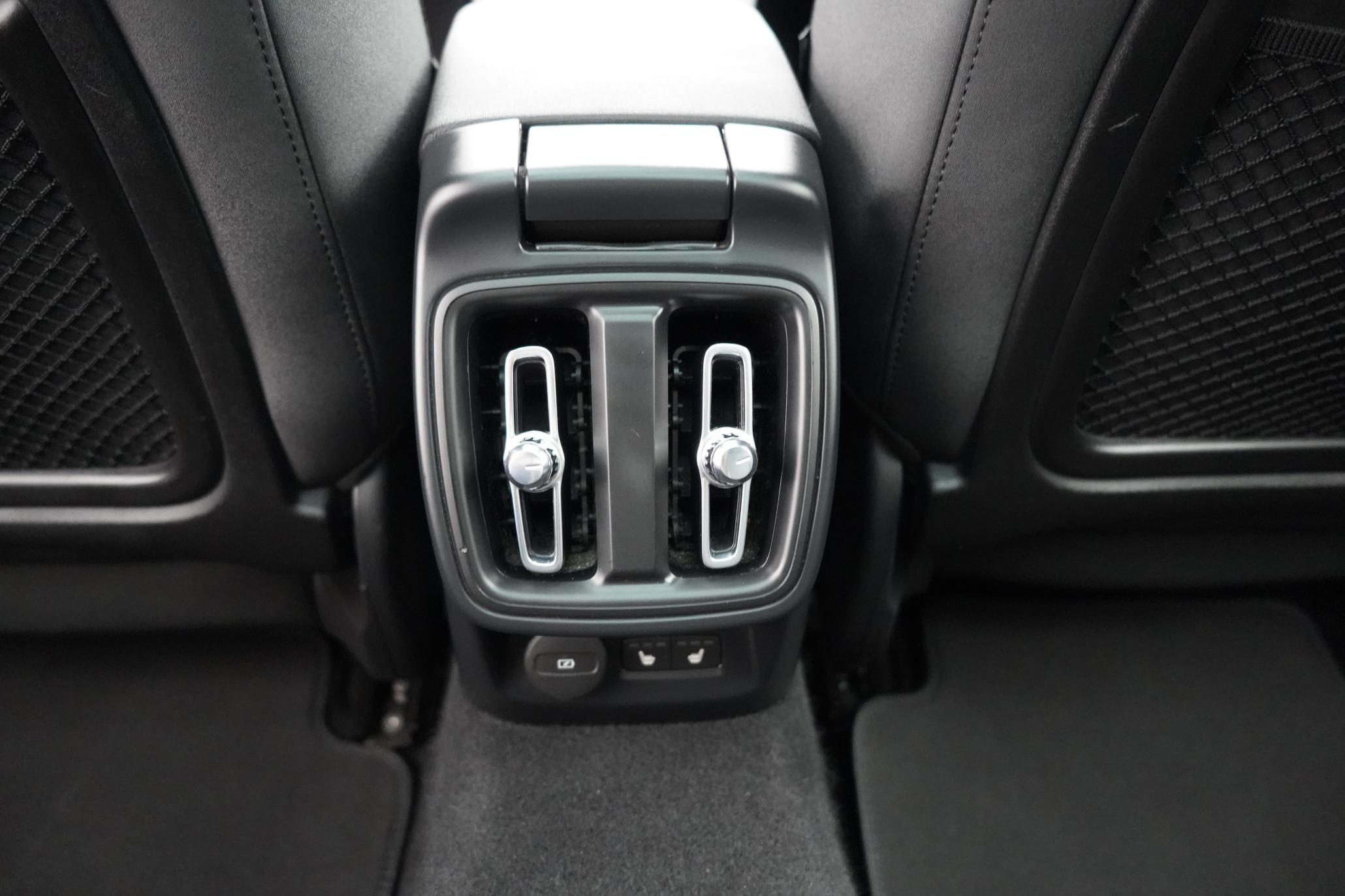 Polestar Polestar 2 Dual Motor 78kWh Long Range Plus Pilot Fastback 5dr Electric Auto 4WDE (408 ps)