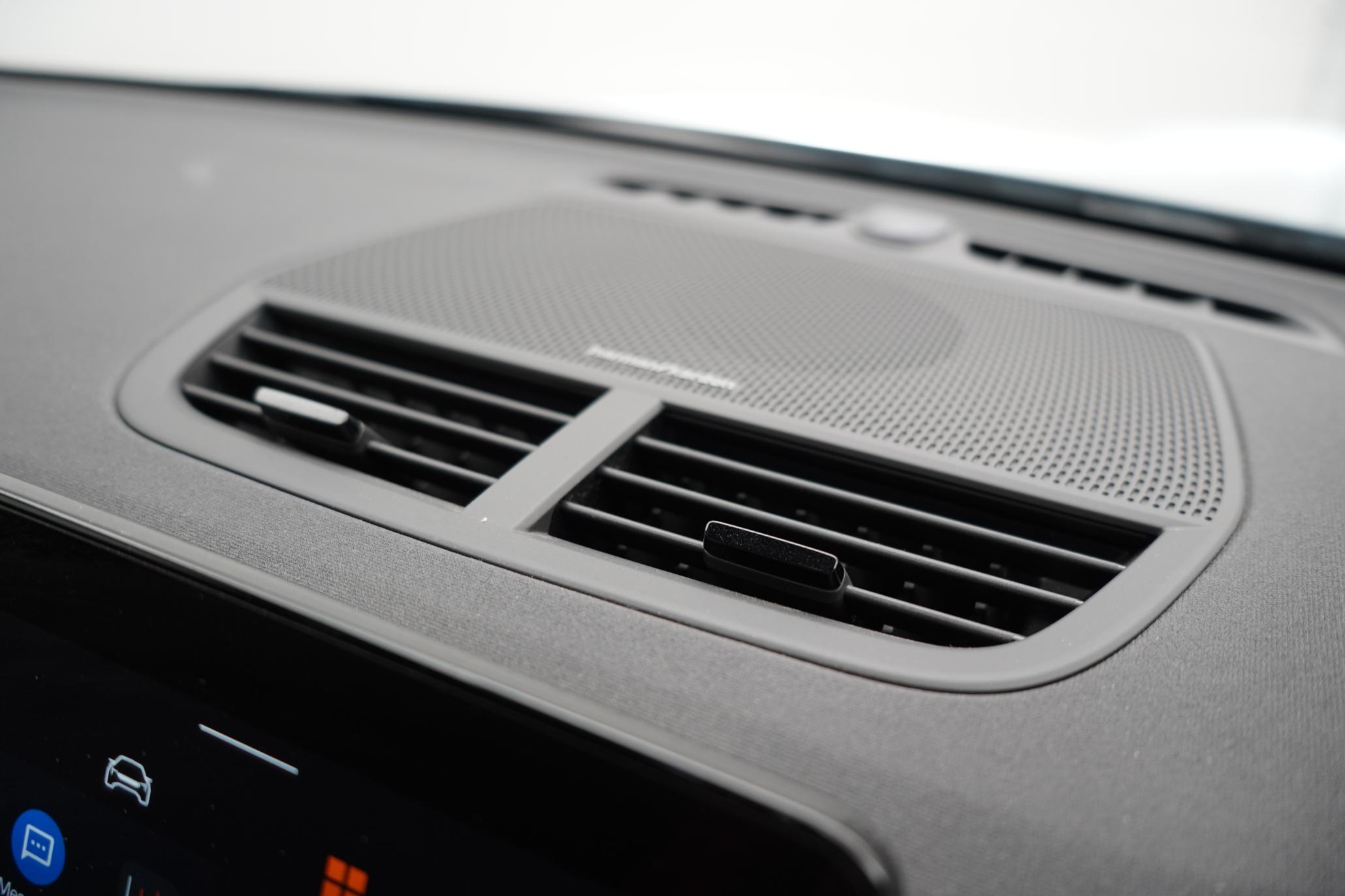 Polestar Polestar 2 Dual Motor 78kWh Long Range Plus Pilot Fastback 5dr Electric Auto 4WDE (408 ps)