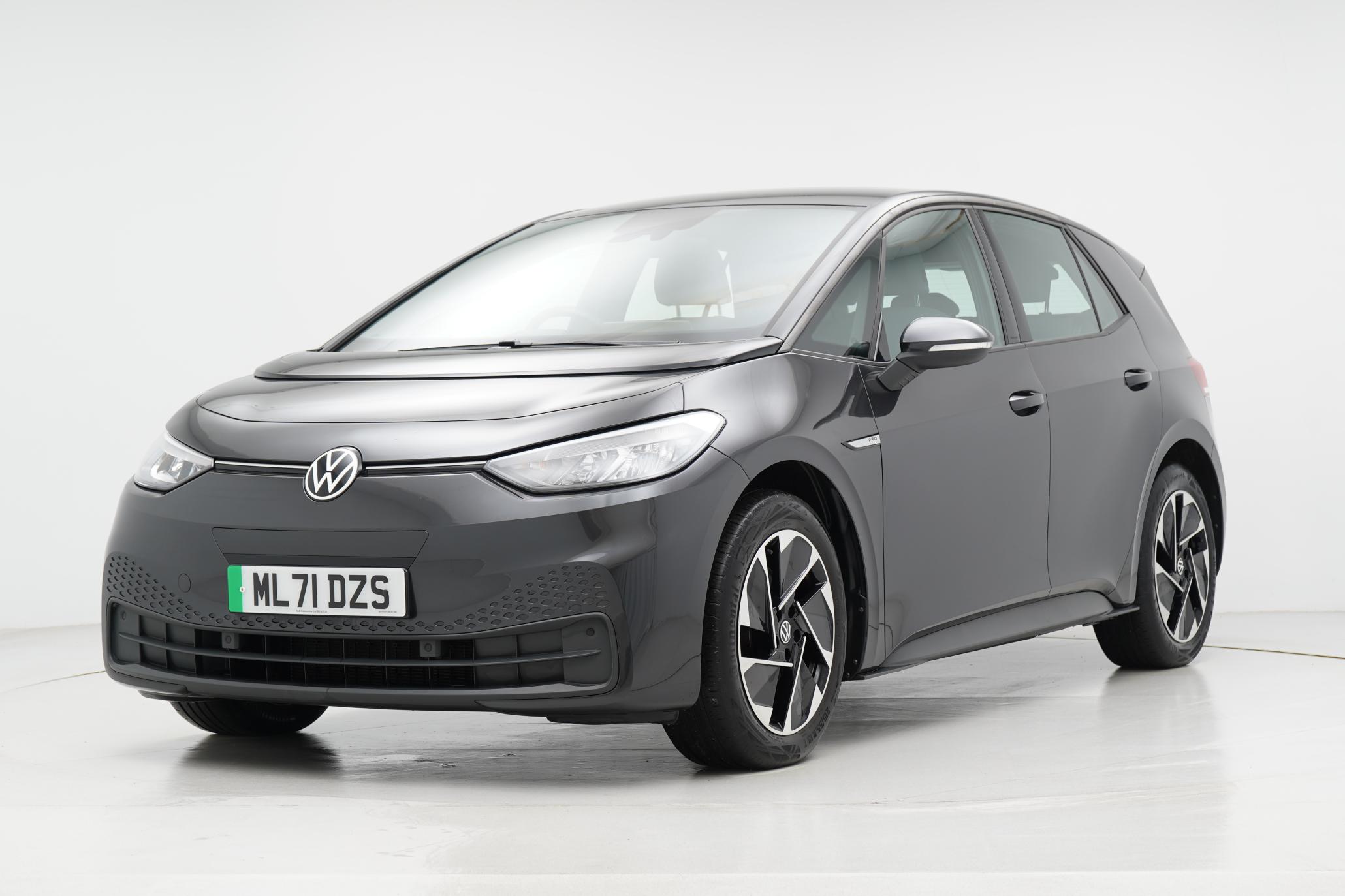 Volkswagen ID.3 Pro Performance 58kWh Life Hatchback 5dr Electric Auto (204 ps)