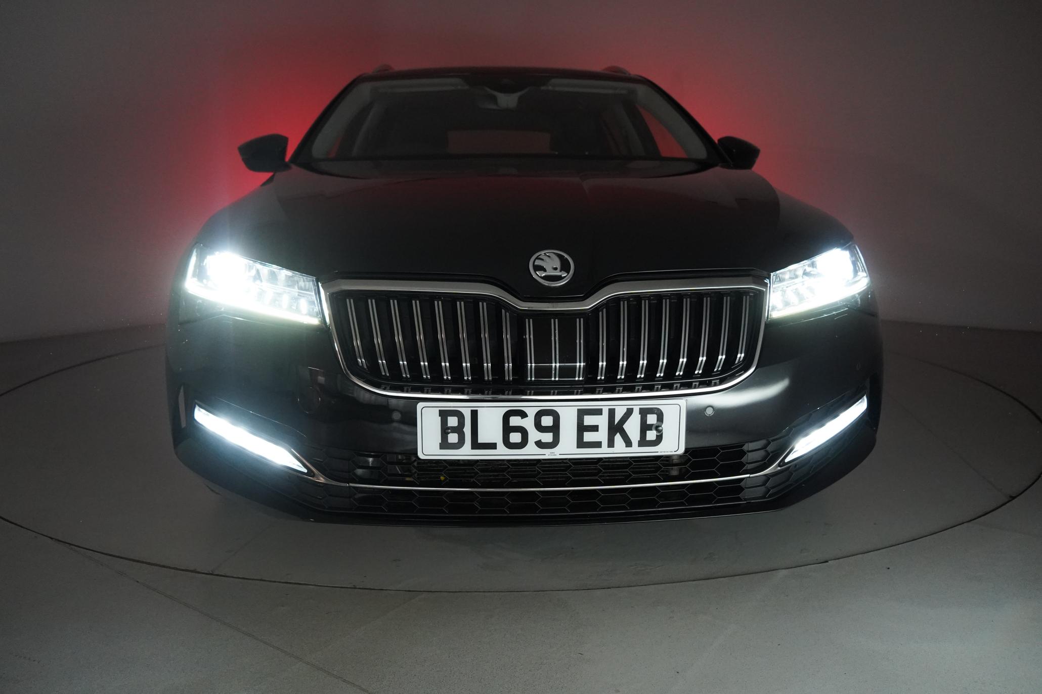 Skoda Superb 2.0 TSI SE L Estate 5dr Petrol DSG Euro 6 (s/s) (190 ps)