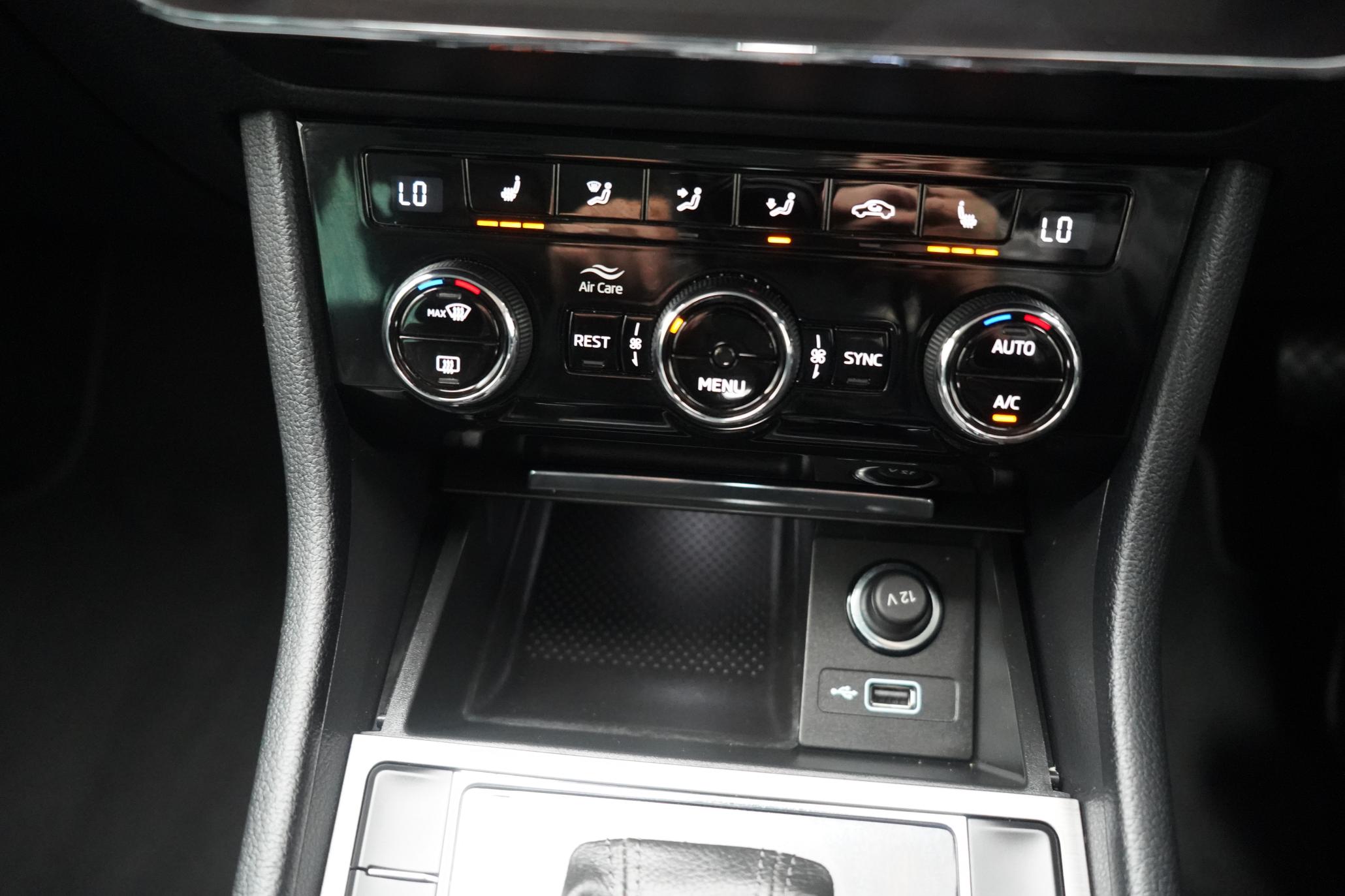 Skoda Superb 2.0 TSI SE L Estate 5dr Petrol DSG Euro 6 (s/s) (190 ps)