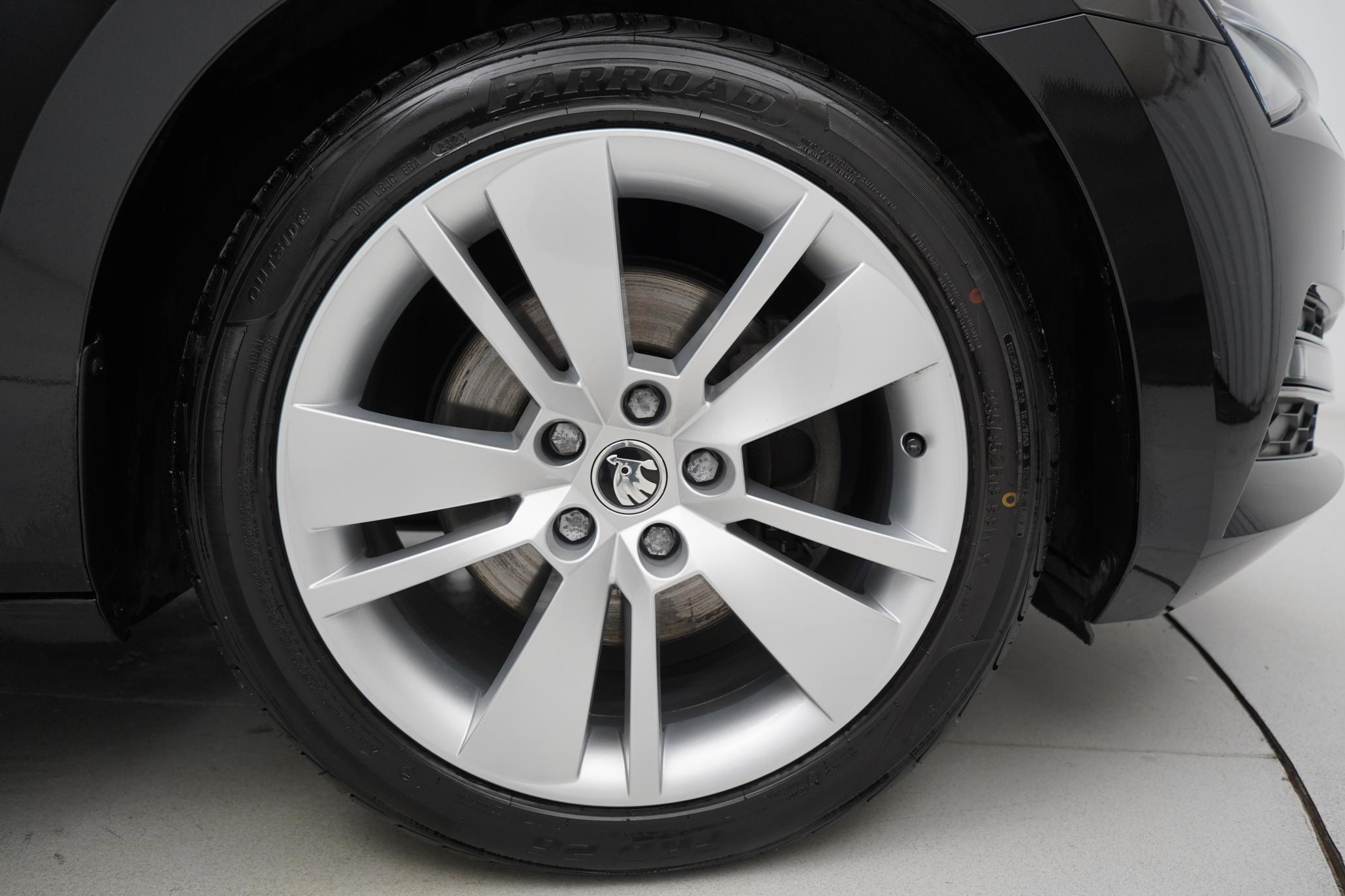 Skoda Superb 2.0 TSI SE L Estate 5dr Petrol DSG Euro 6 (s/s) (190 ps)