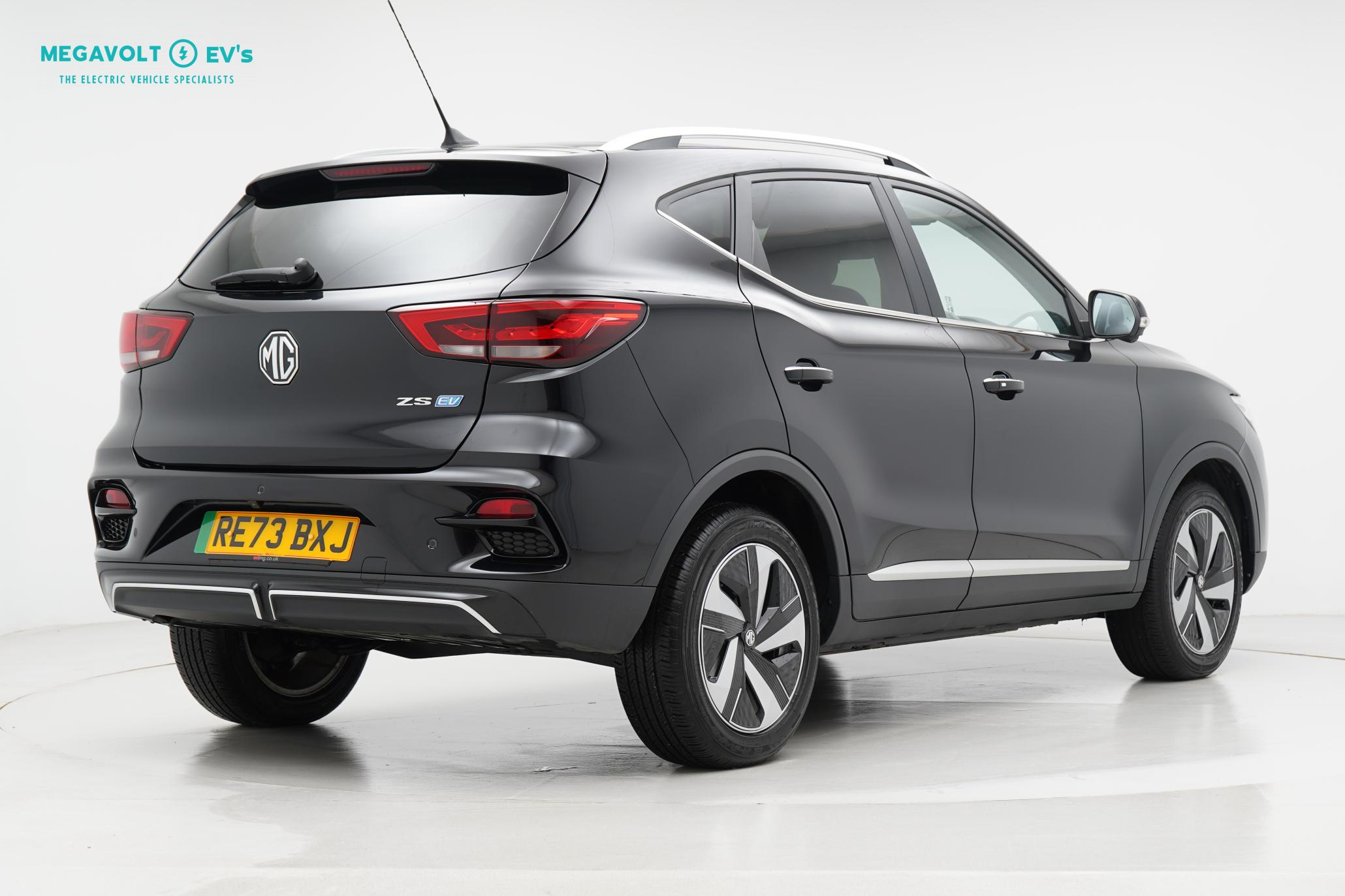 MG MG ZS 72.6kWh Trophy Connect SUV 5dr Electric Auto (156 ps)