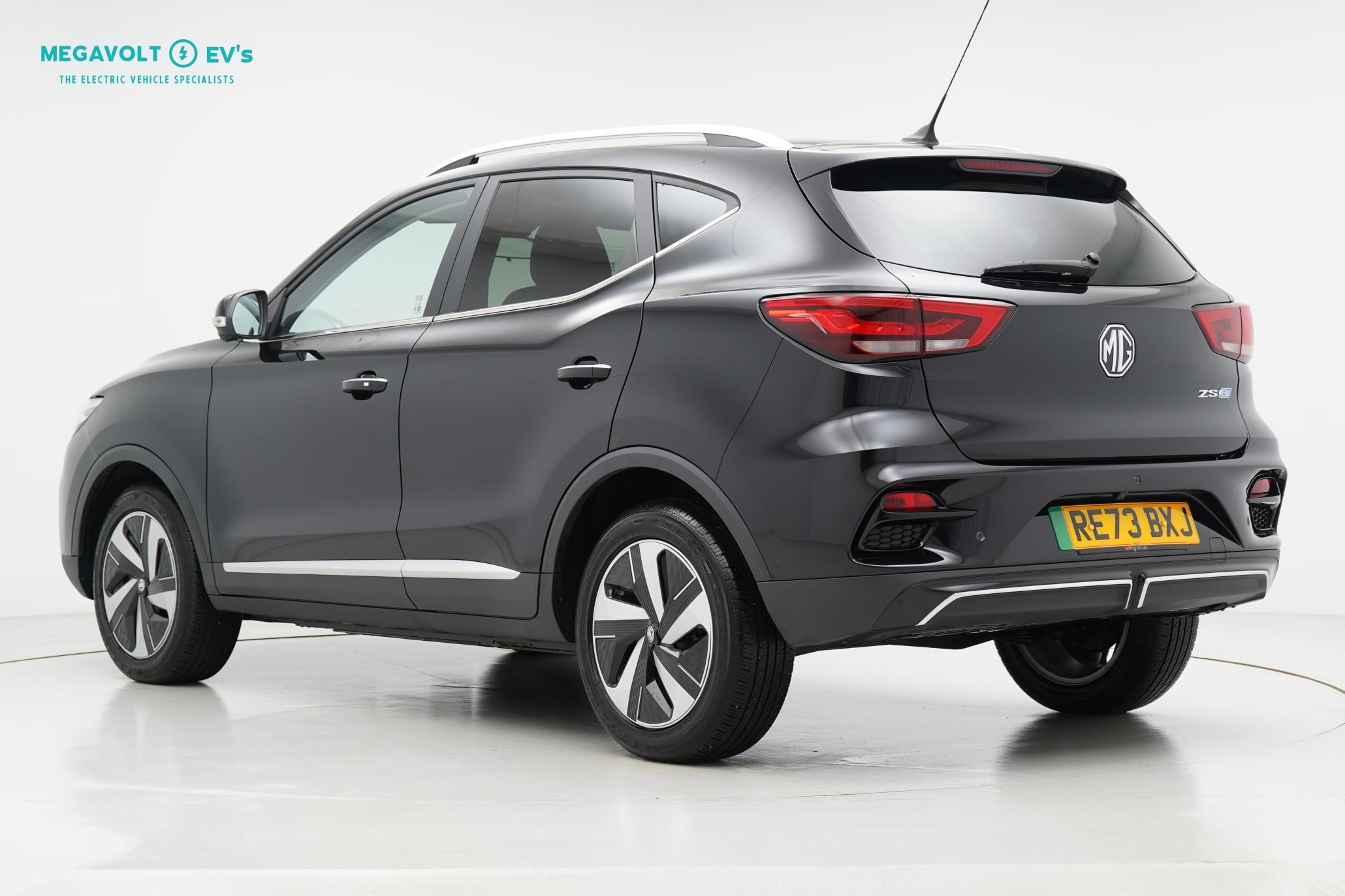 MG MG ZS 72.6kWh Trophy Connect SUV 5dr Electric Auto (156 ps)