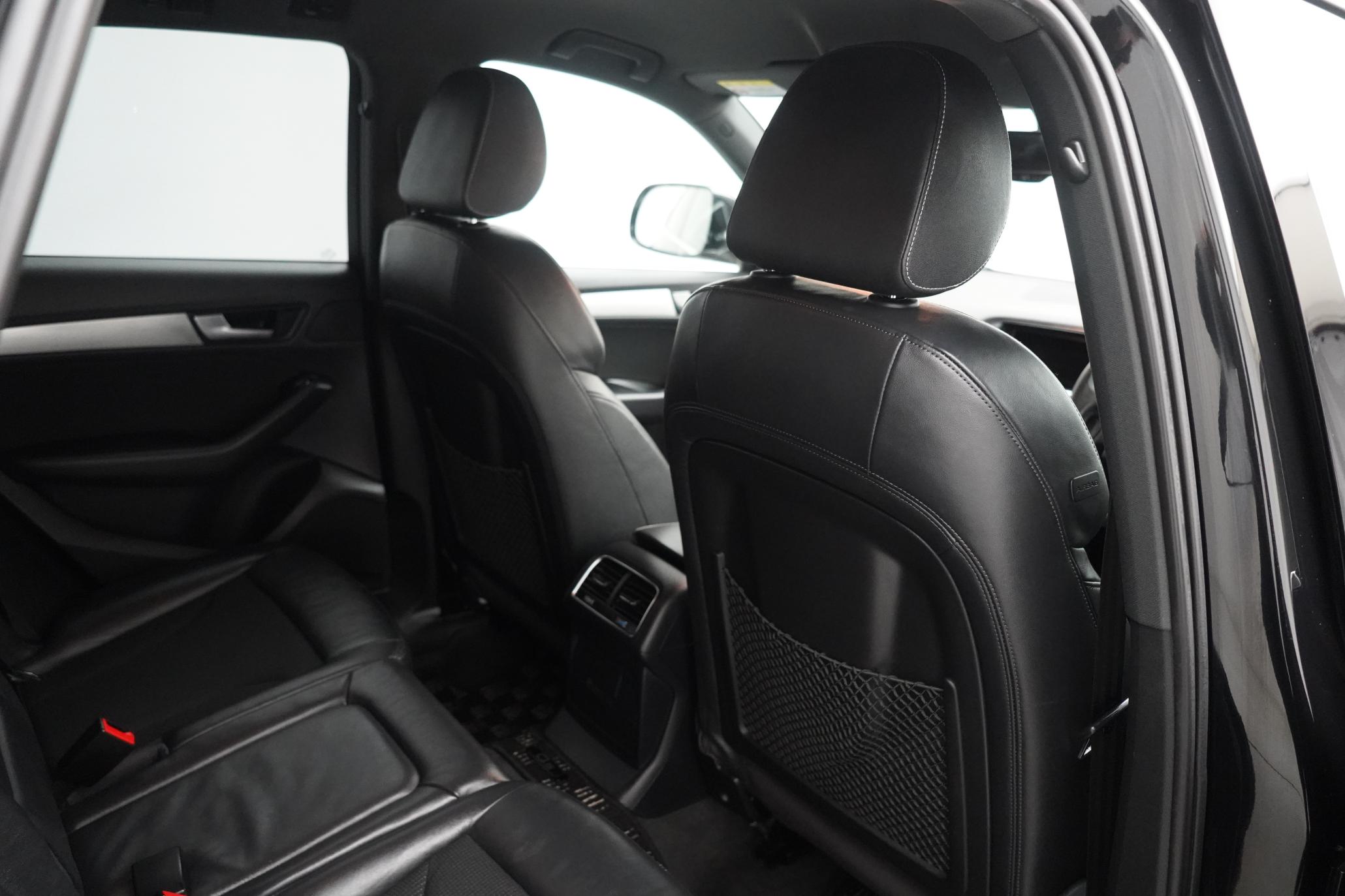 Audi Q5 2.0 TFSI S line SUV 5dr Petrol Tiptronic quattro Euro 5 (s/s) (225 ps)