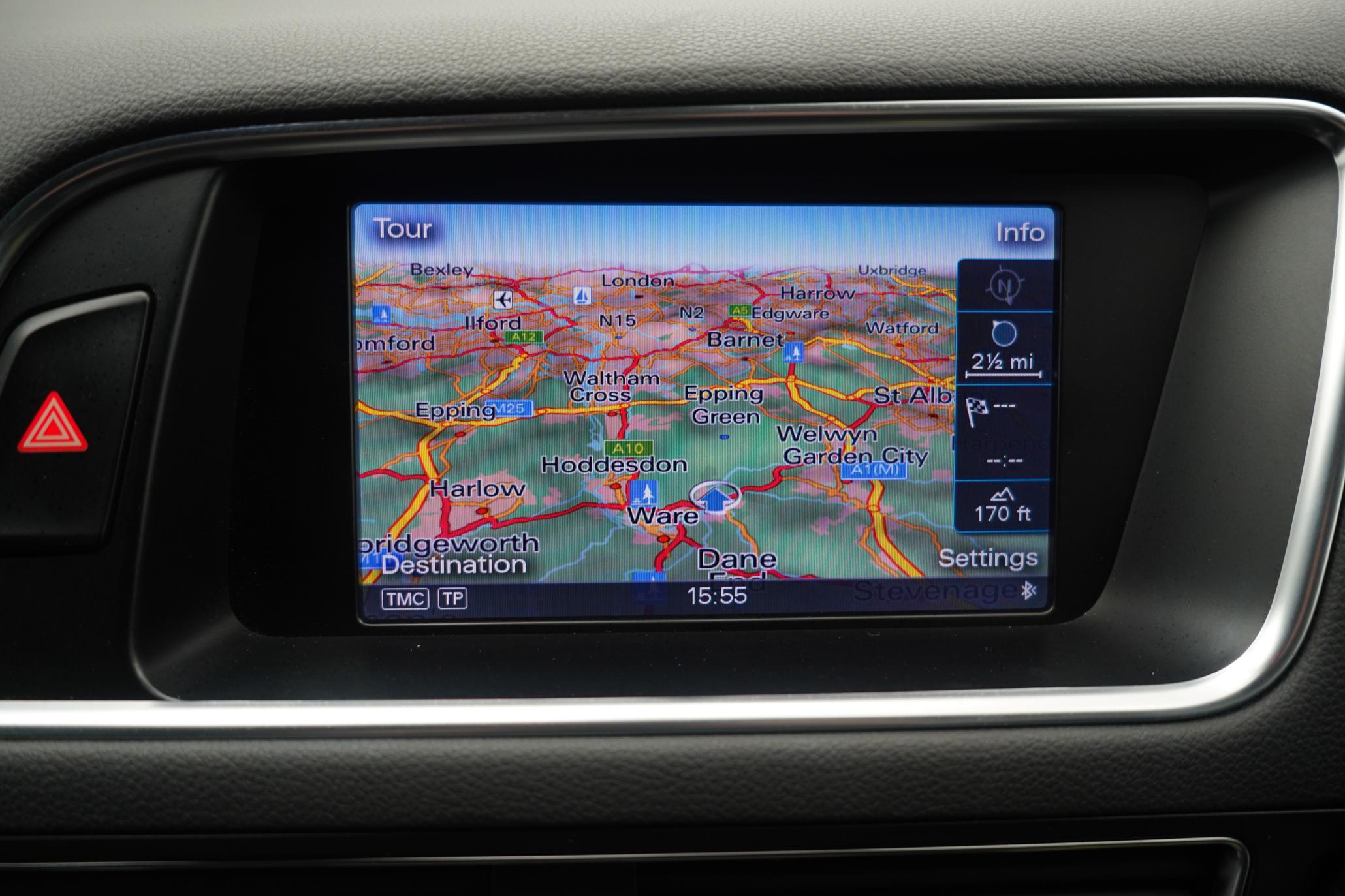 Audi Q5 2.0 TFSI S line SUV 5dr Petrol Tiptronic quattro Euro 5 (s/s) (225 ps)